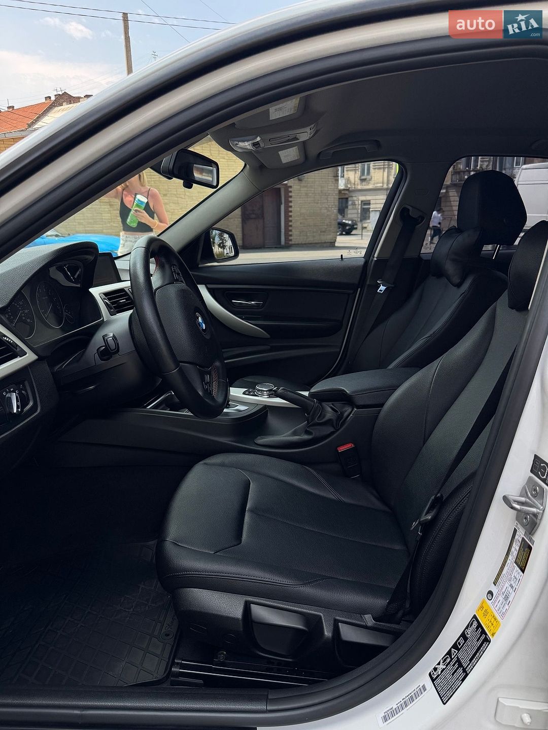 BMW 3 Series 2015 VIN WBA3C3G51FNS75747 фото оголошення 18 з 25