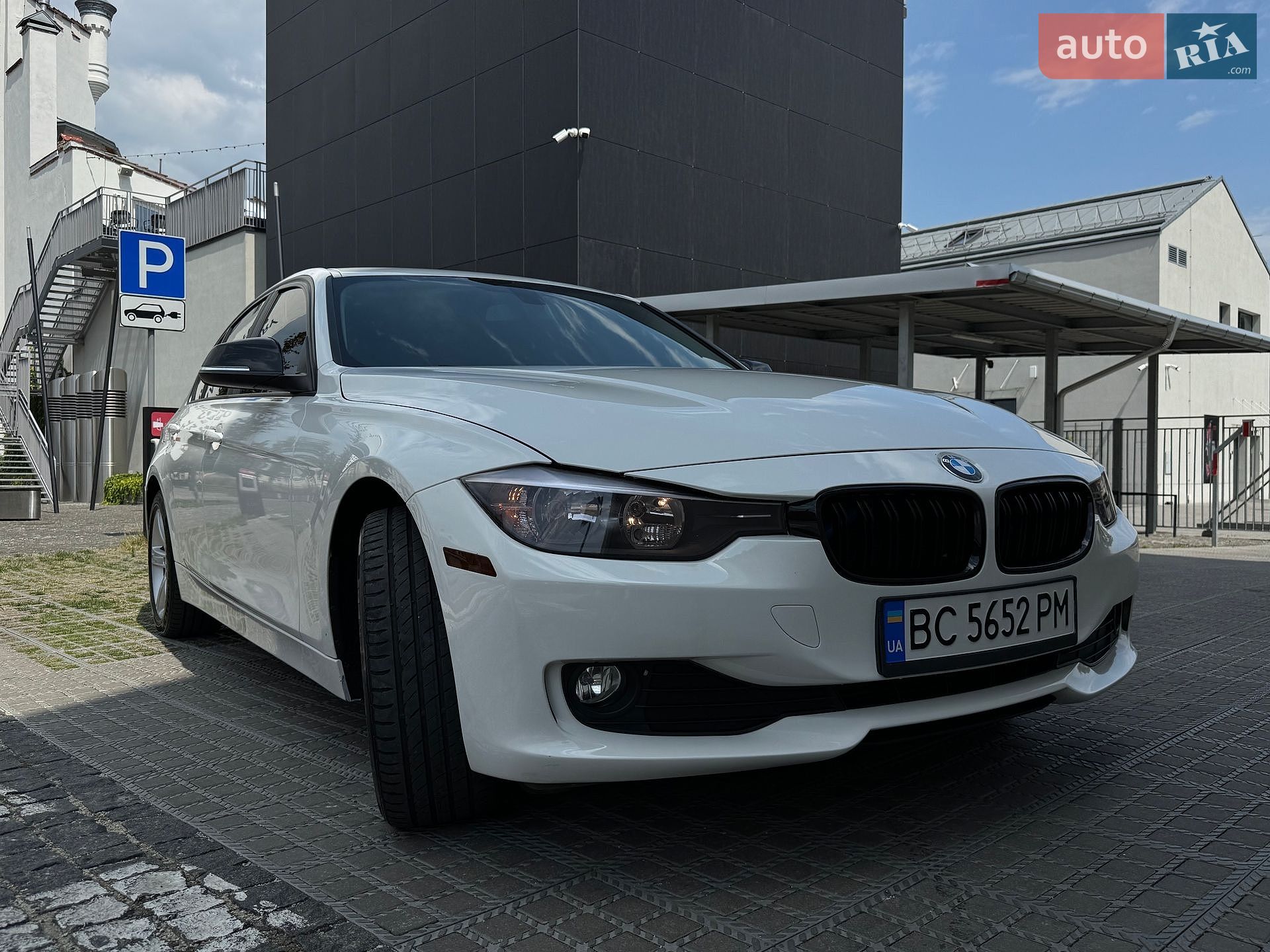 BMW 3 Series 2015 VIN WBA3C3G51FNS75747 фото оголошення 11 з 25