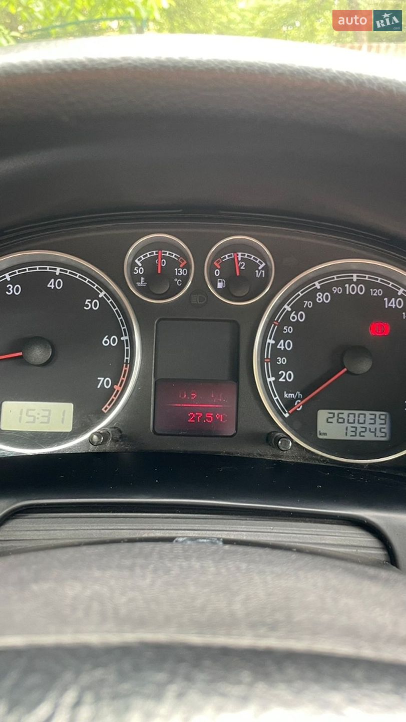 Volkswagen Passat 2003 VIN WVWZZZ3BZ3E320175 фото оголошення 8 з 18