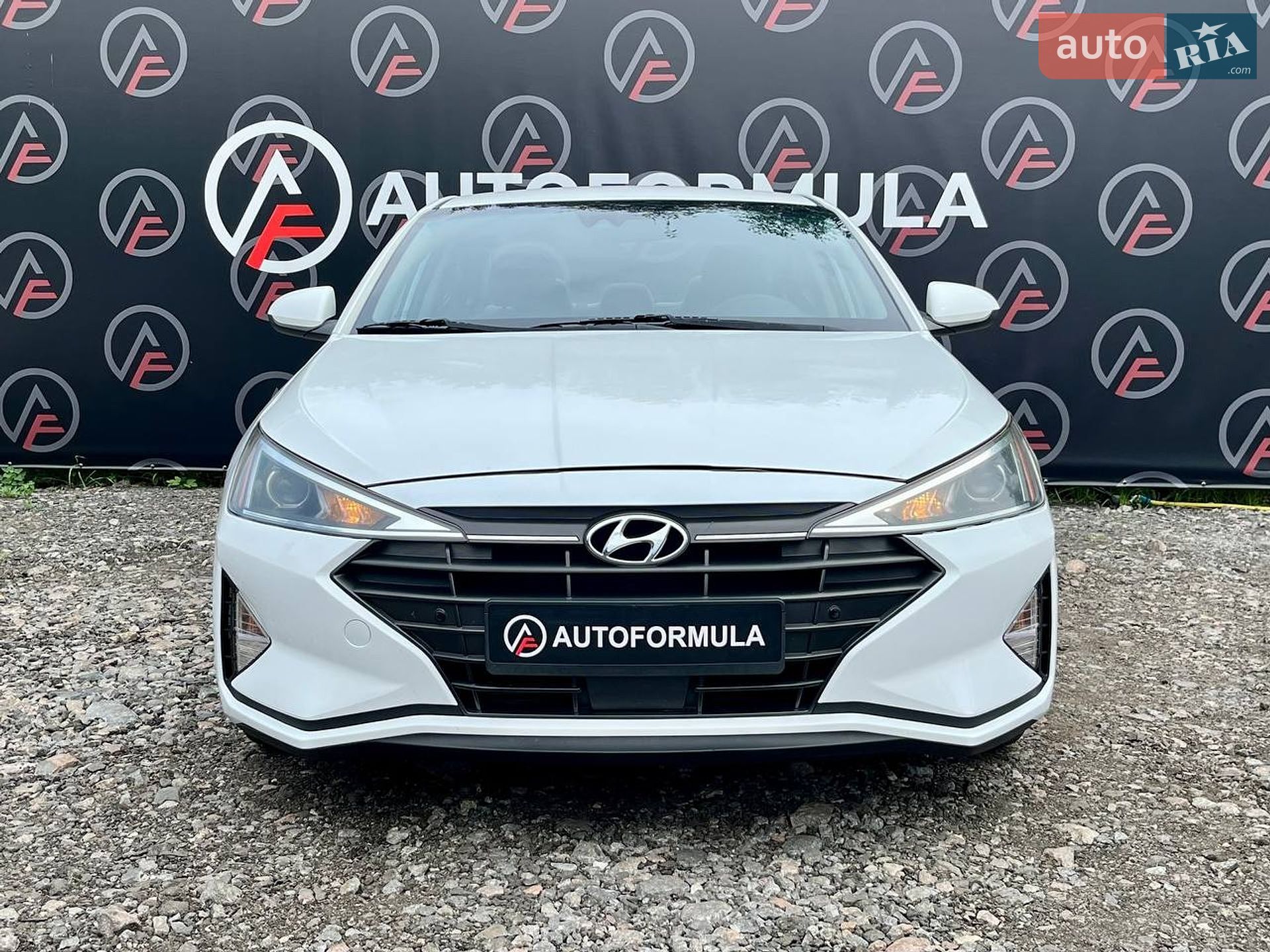 Hyundai Elantra 2018 VIN 5NPD84LF8KH409290 фото оголошення 2 з 27