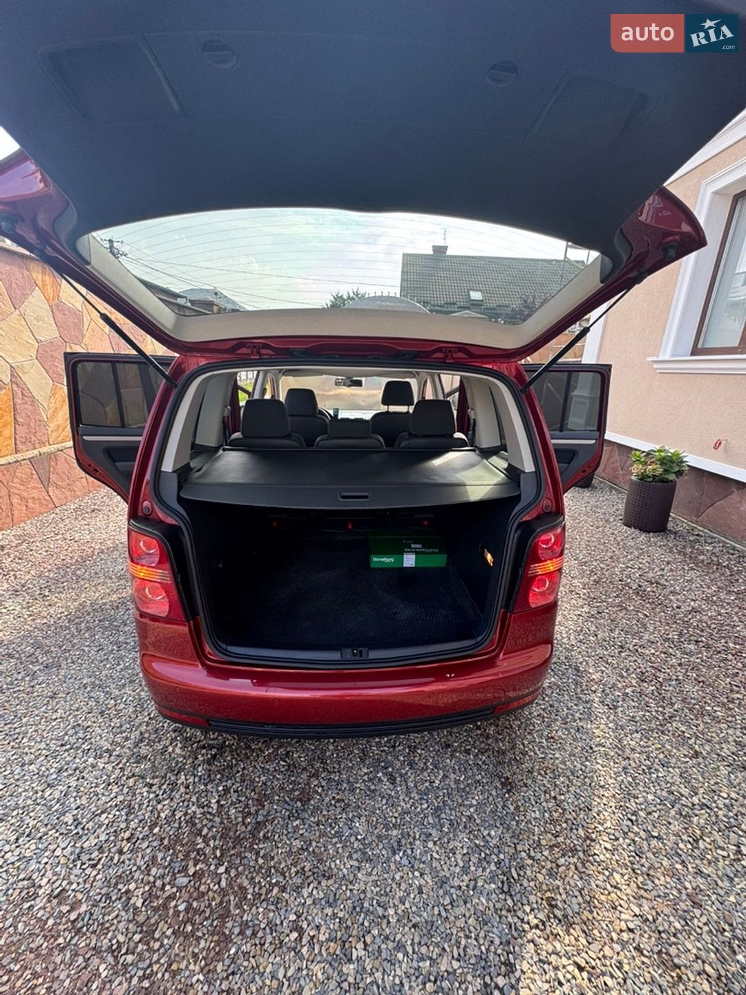 Volkswagen Touran 2010 VIN WVGZZZ1TZAW087547 фото оголошення 81 з 149
