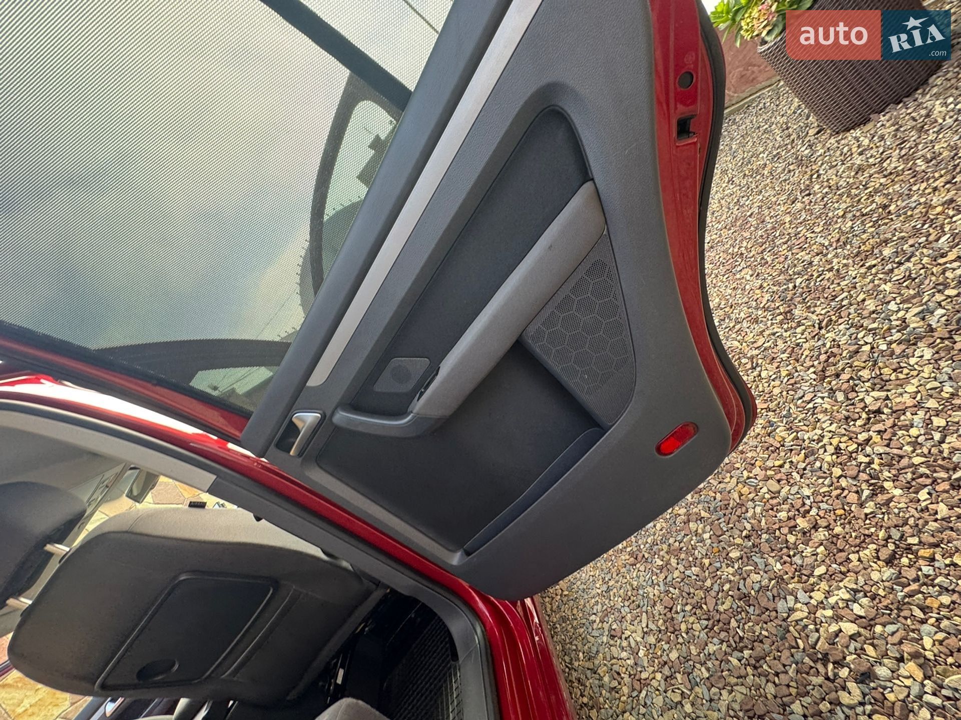 Volkswagen Touran 2010 VIN WVGZZZ1TZAW087547 фото оголошення 92 з 149
