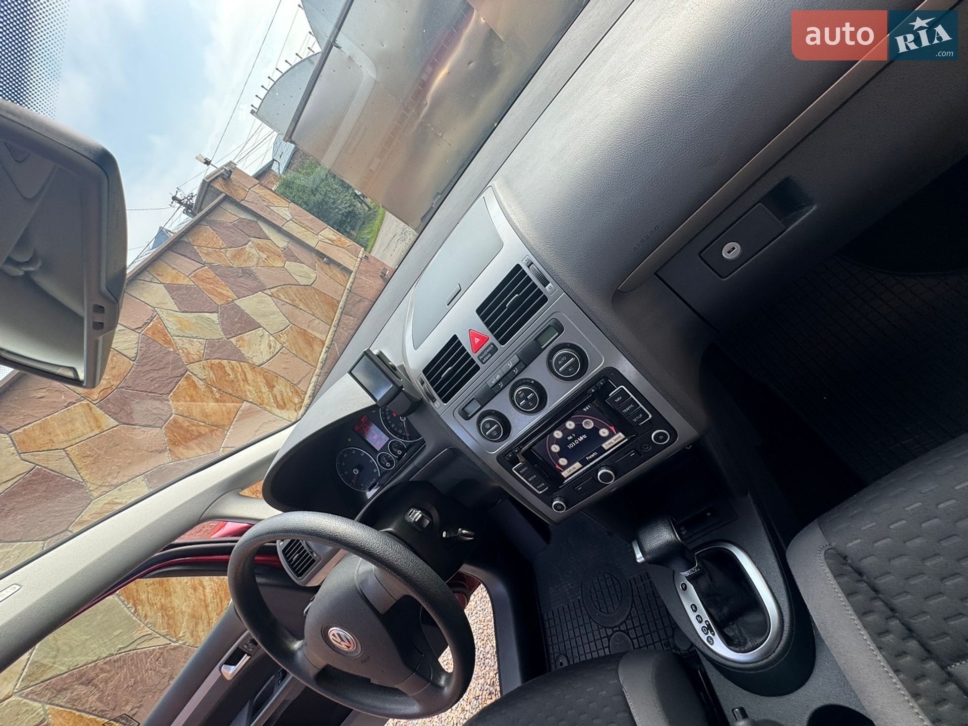 Volkswagen Touran 2010 VIN WVGZZZ1TZAW087547 фото оголошення 95 з 149