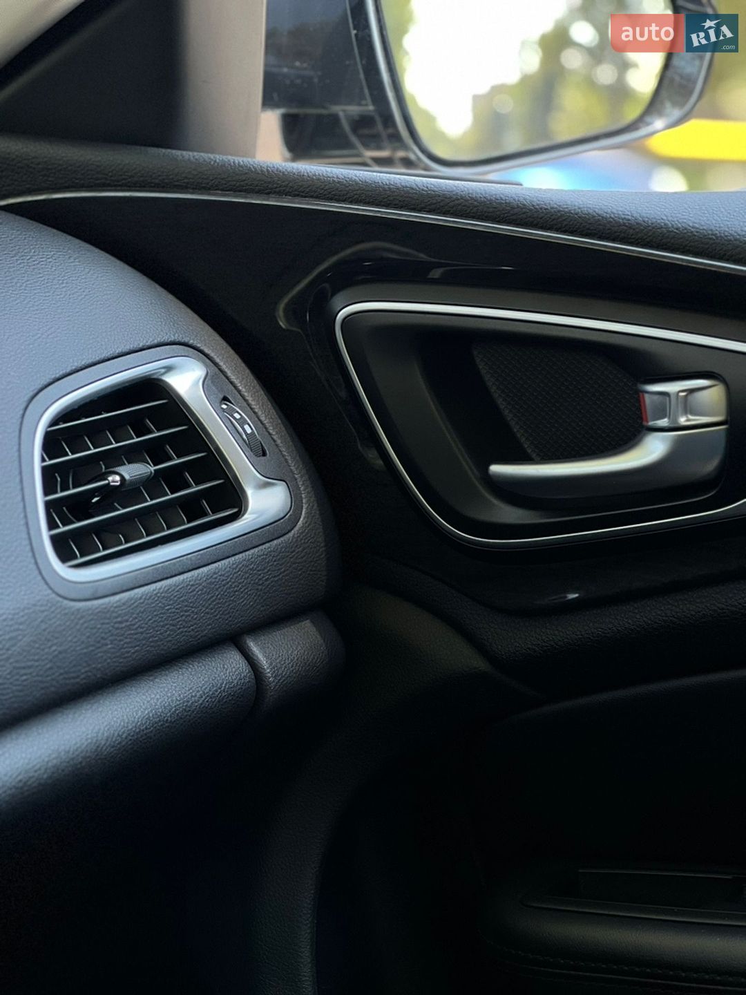 Chrysler 200 2016 VIN 1C3CCCCG5GN186442 фото оголошення 21 з 30