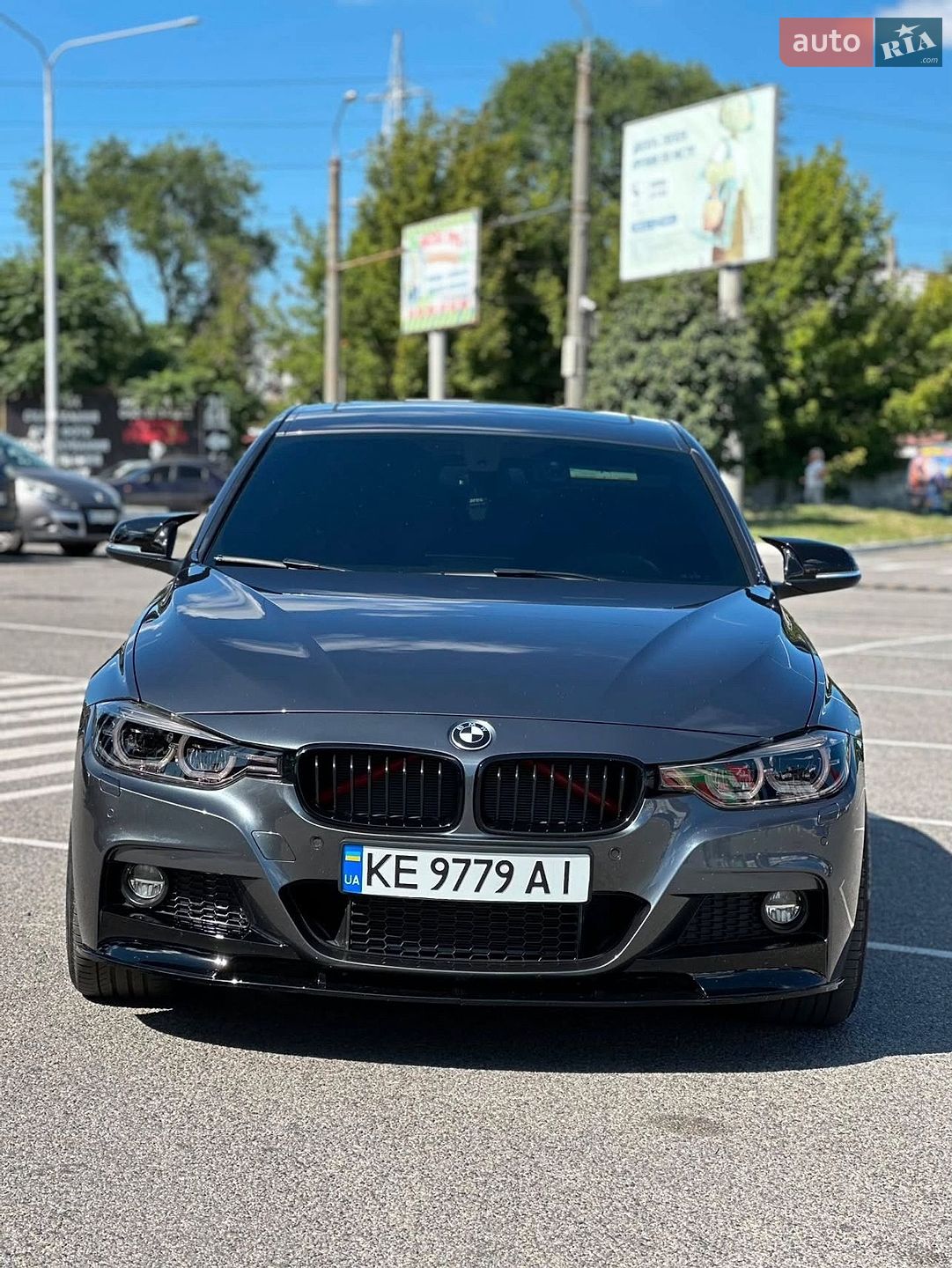 BMW 3 Series 2016 VIN WBA8B7G57GNT95327 фото оголошення 2 з 12