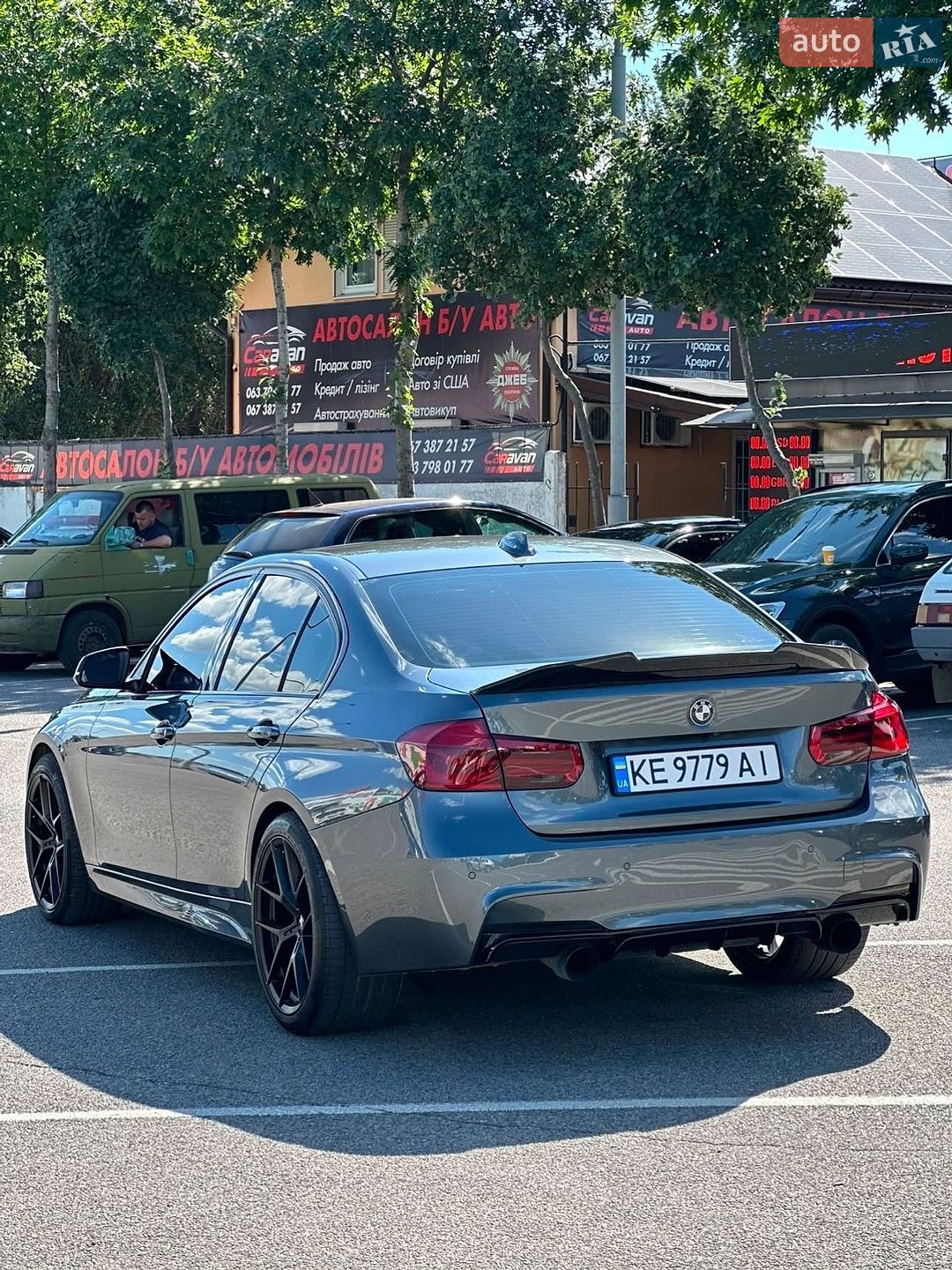 BMW 3 Series 2016 VIN WBA8B7G57GNT95327 фото оголошення 5 з 12