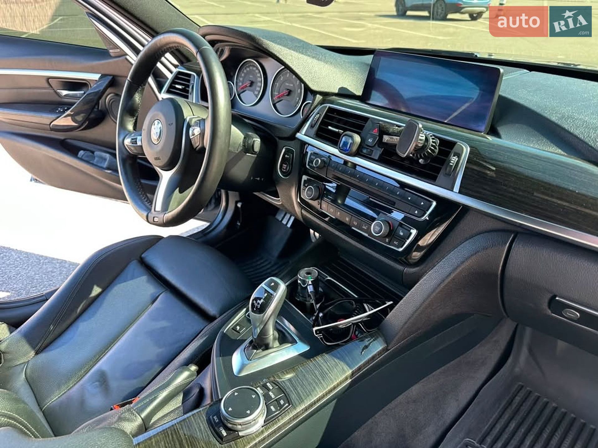 BMW 3 Series 2016 VIN WBA8B7G57GNT95327 фото оголошення 8 з 12