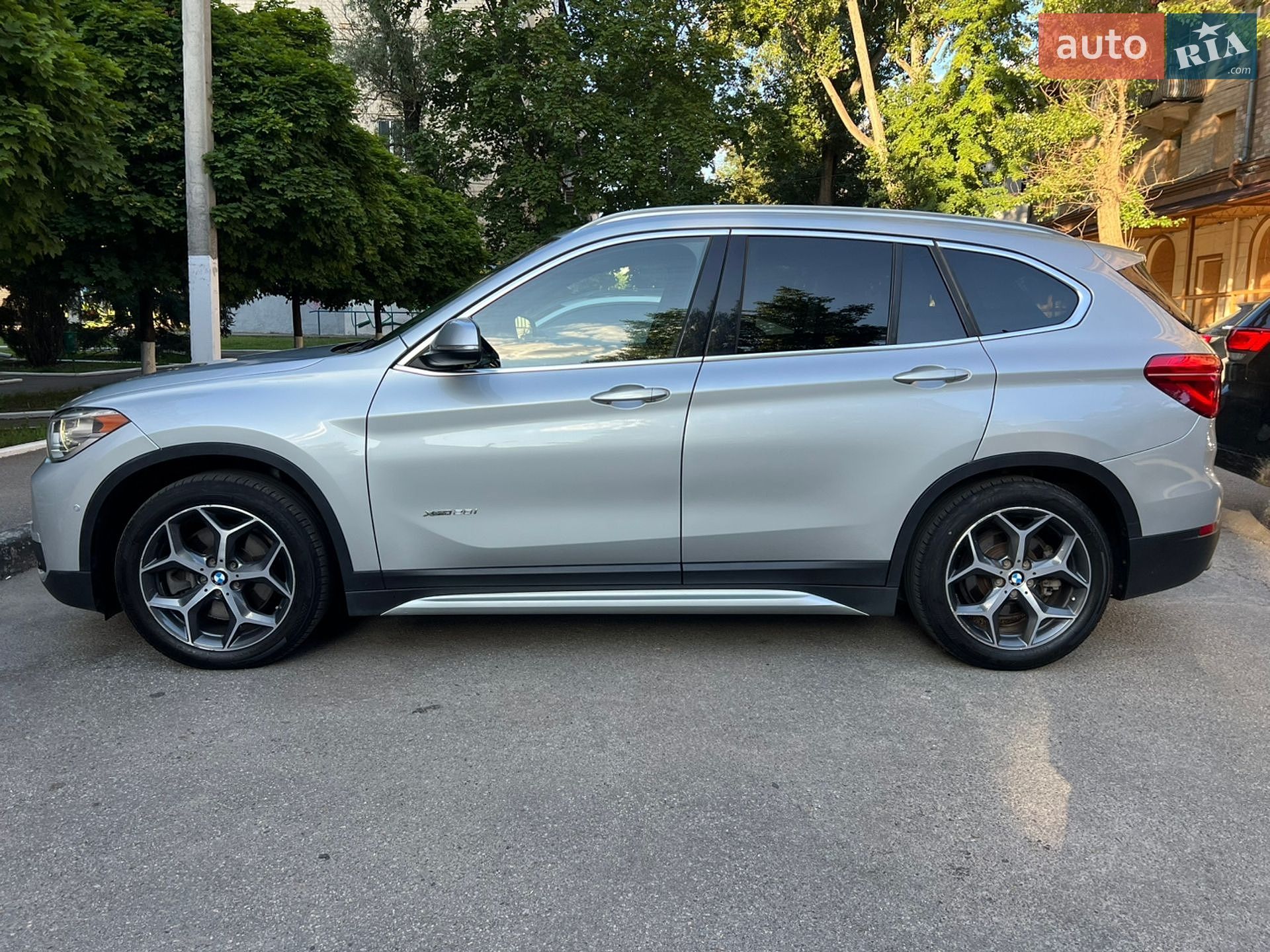 BMW X1 2016 VIN WBXHT3C36G5E48893 фото оголошення 3 з 16