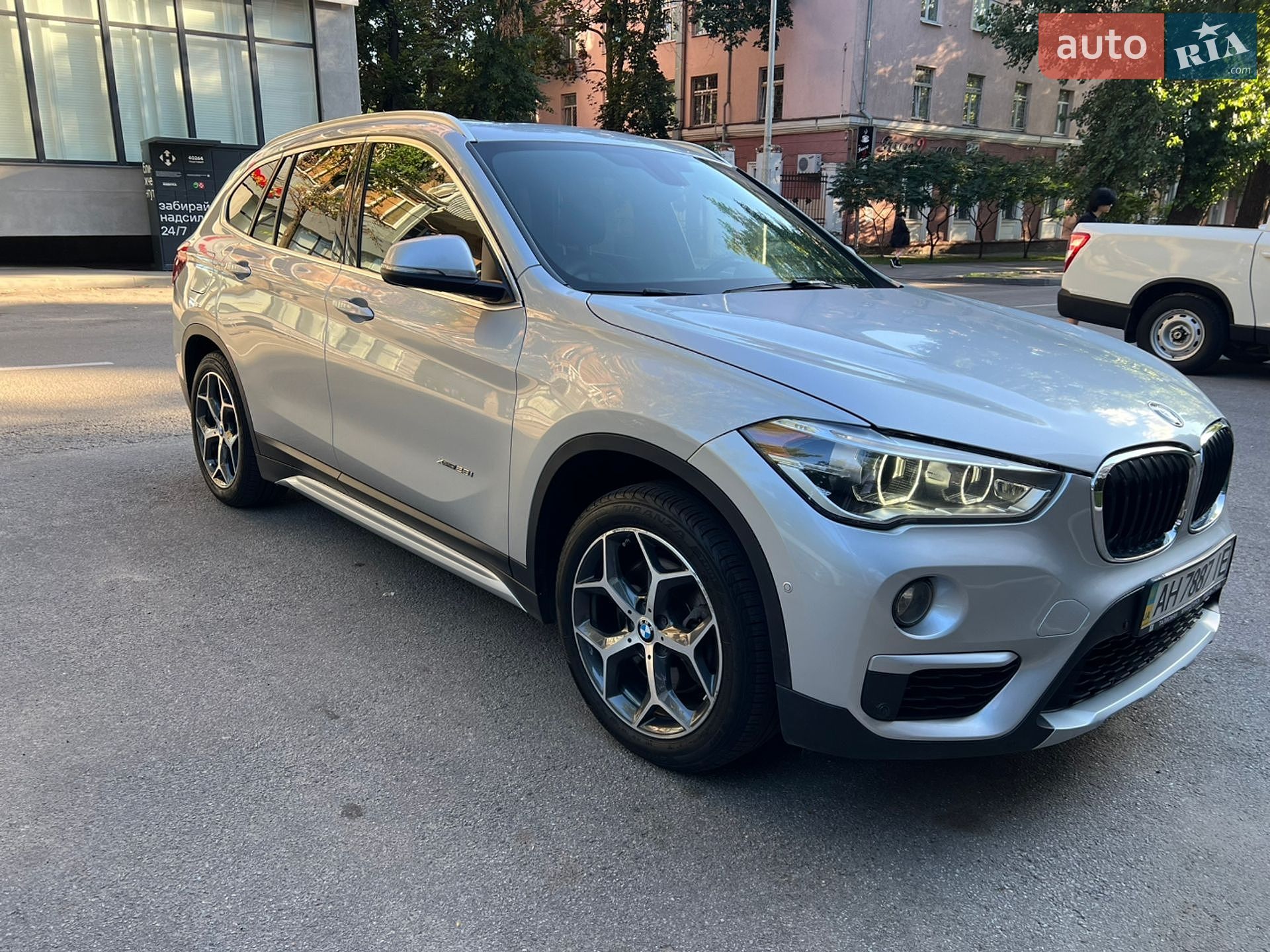 BMW X1 2016 VIN WBXHT3C36G5E48893 фото оголошення 4 з 16