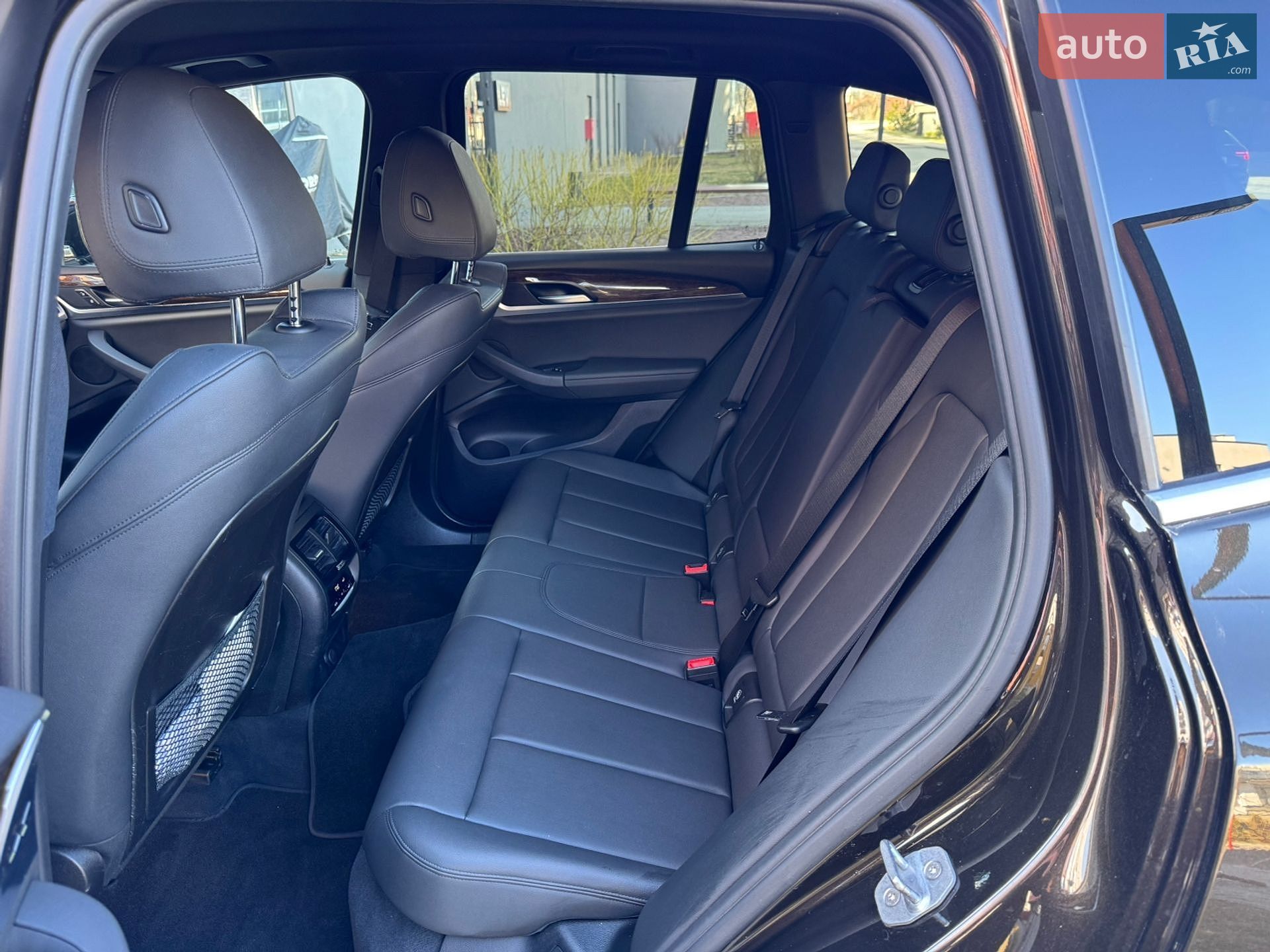 BMW X3 2019 VIN 5UXTR9C51KLP92335 фото оголошення 15 з 19