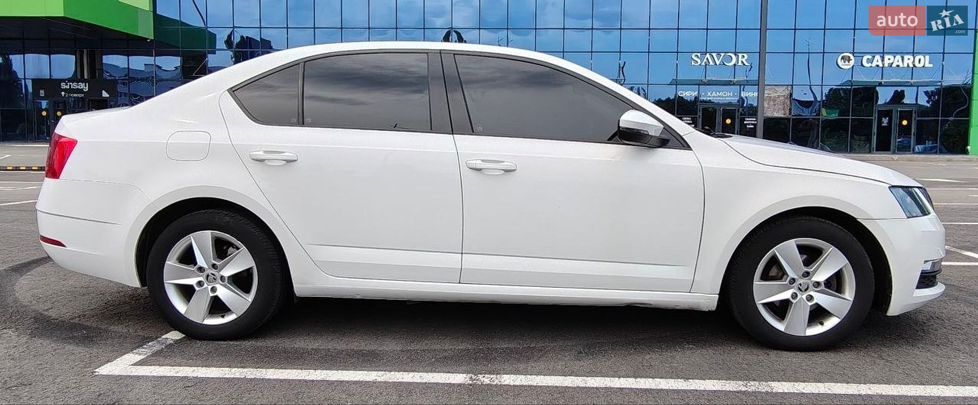 Skoda Octavia 2019 VIN TMBAG7NE5L0076136 фото оголошення 4 з 17