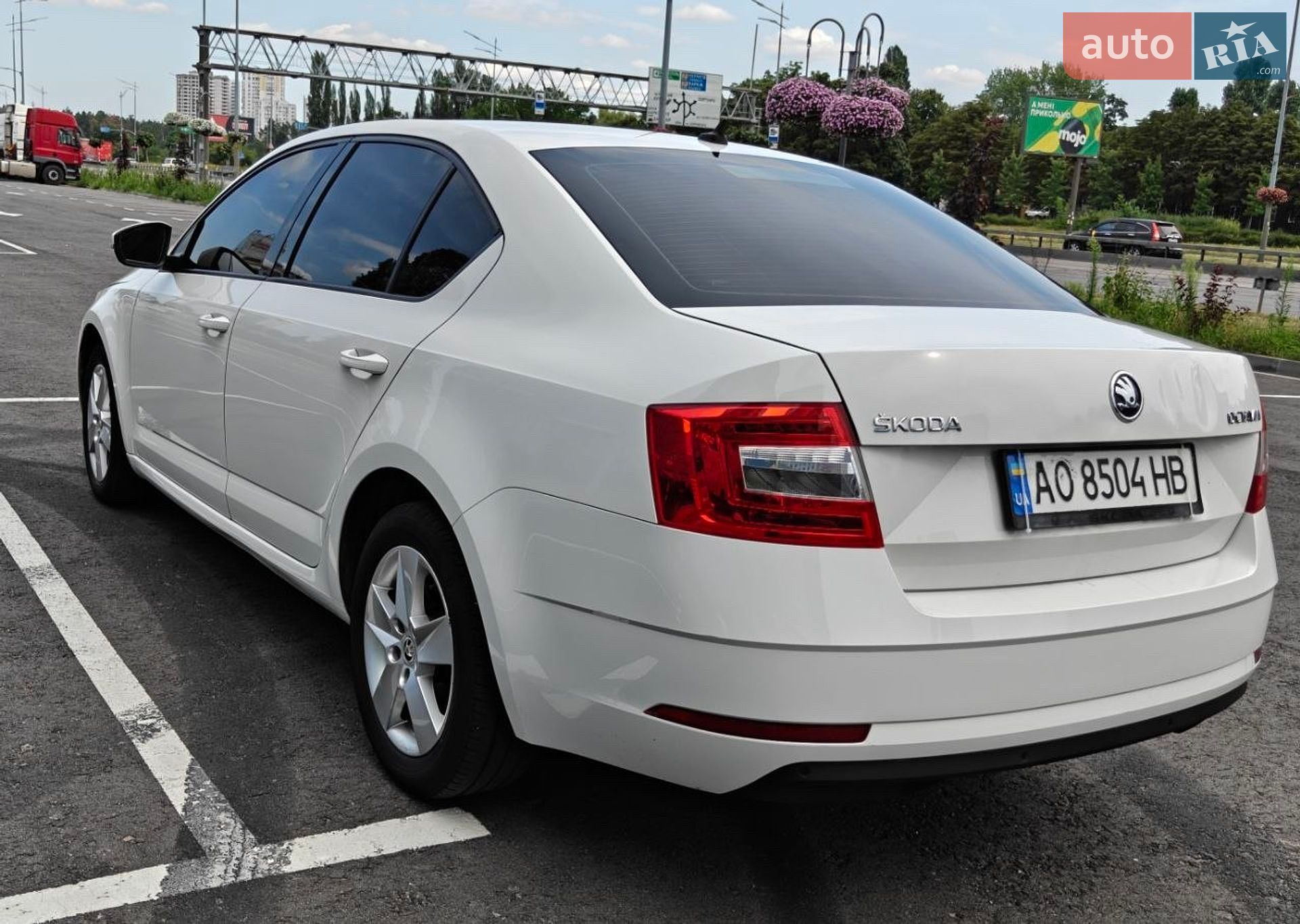 Skoda Octavia 2019 VIN TMBAG7NE5L0076136 фото оголошення 5 з 17