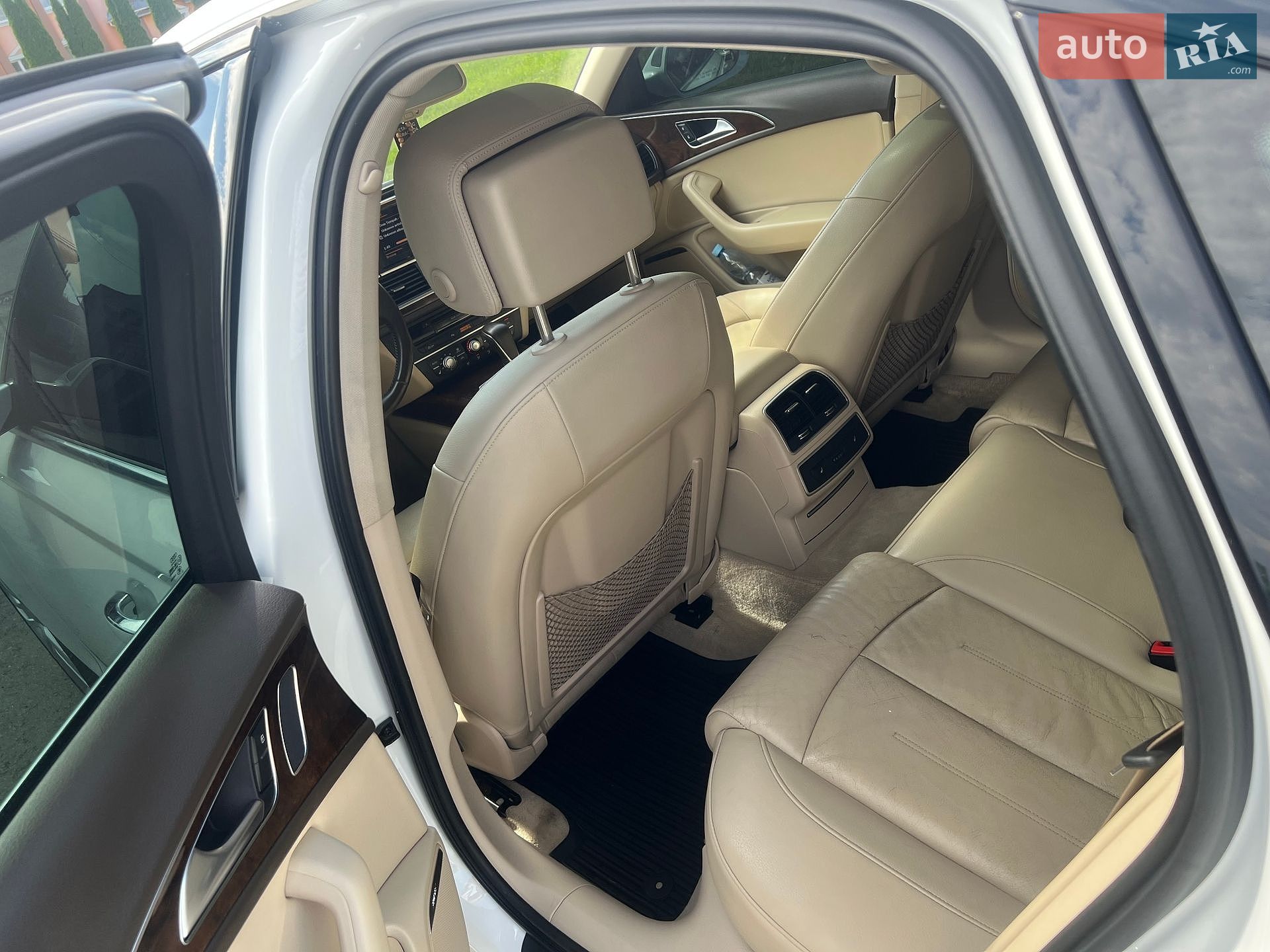 Audi A6 2015 VIN WAUGFAFC4GN066372 фото оголошення 2 з 20