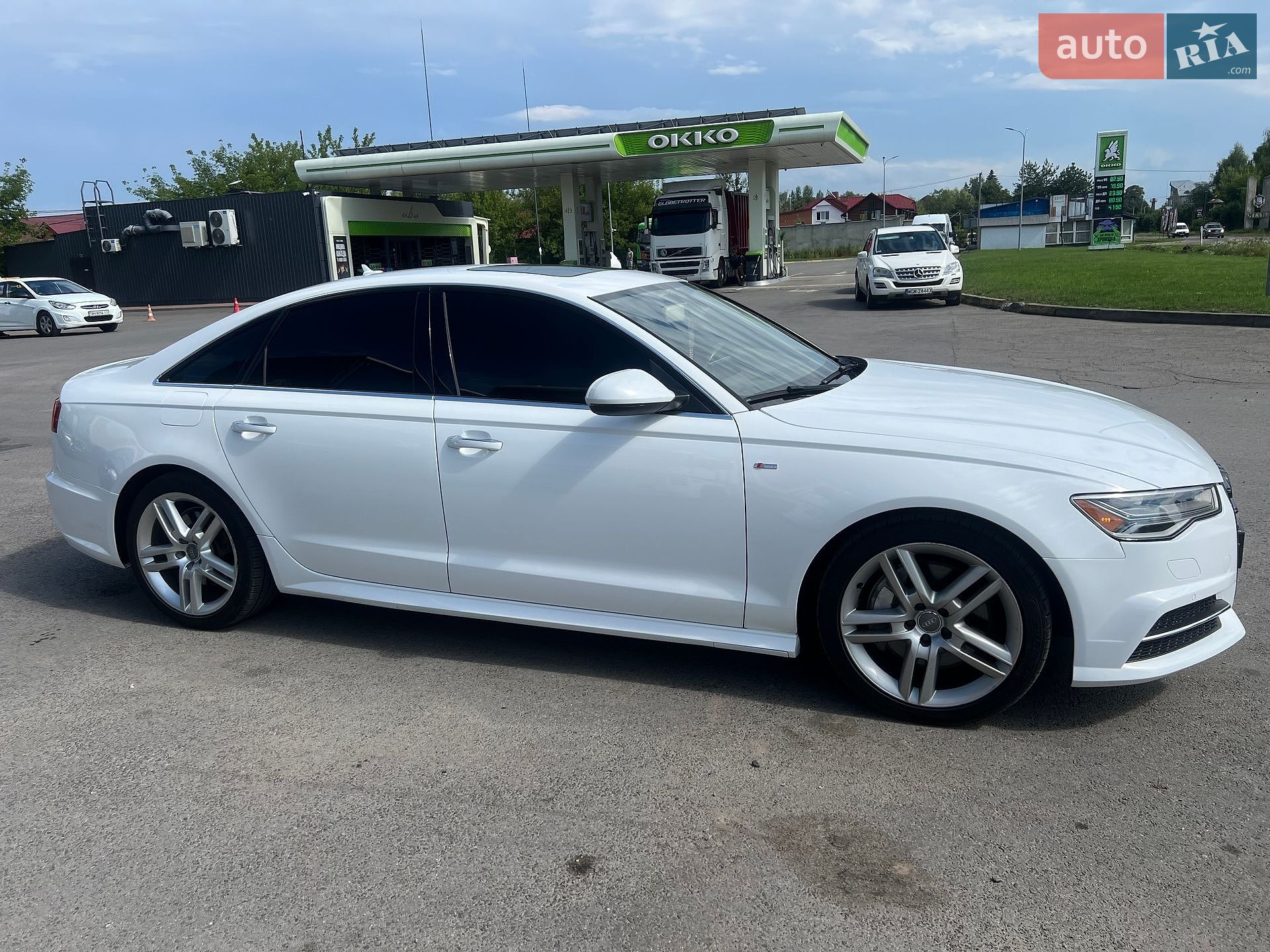 Audi A6 2015 VIN WAUGFAFC4GN066372 фото оголошення 9 з 20