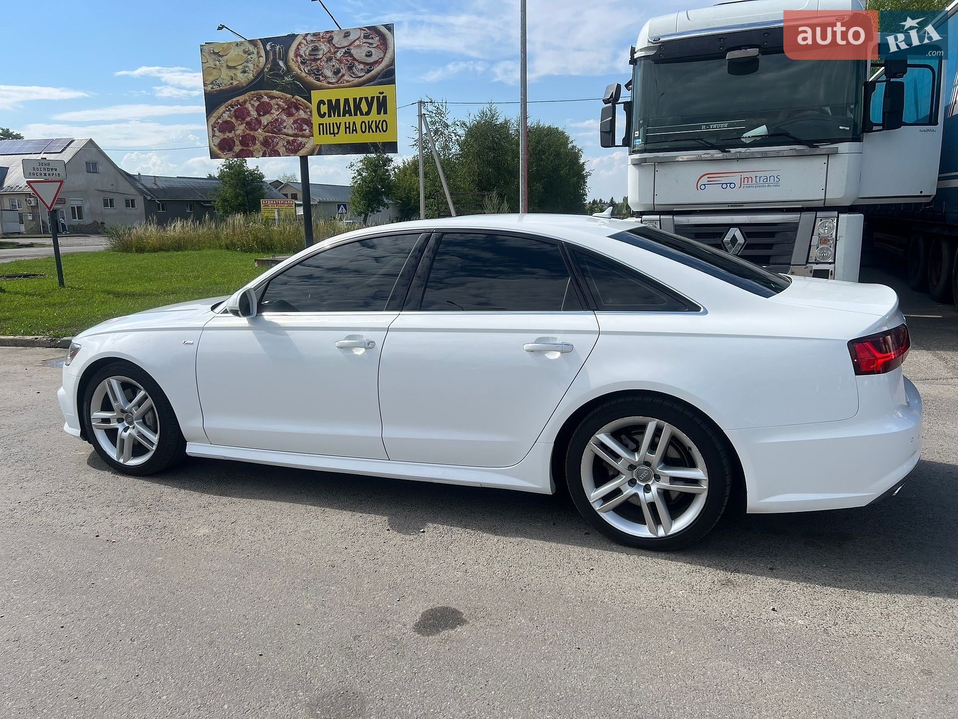 Audi A6 2015 VIN WAUGFAFC4GN066372 фото оголошення 16 з 20