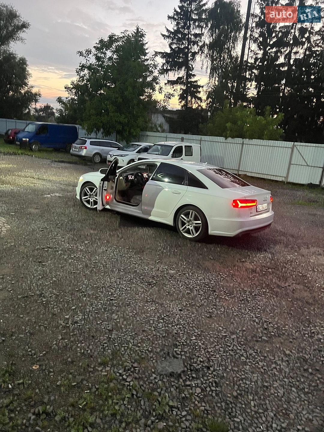 Audi A6 2015 VIN WAUGFAFC4GN066372 фото оголошення 18 з 20