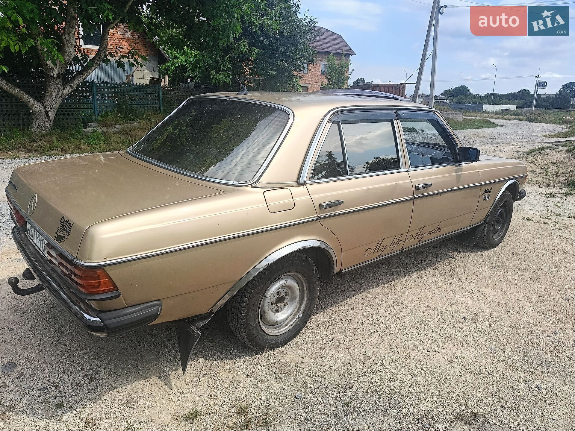Mercedes-Benz 190 1985 VIN WDB12313010257381 фото оголошення 5 з 8