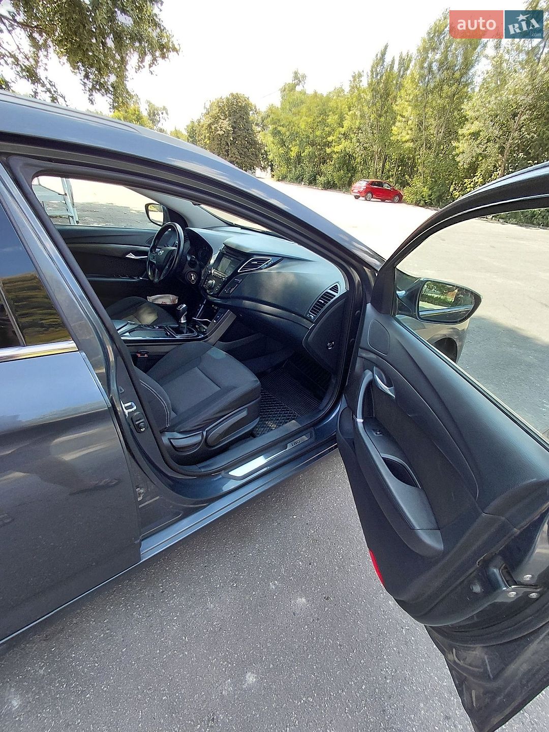 Hyundai i40 2016 VIN KMHLC81UAGU124528 фото оголошення 10 з 15