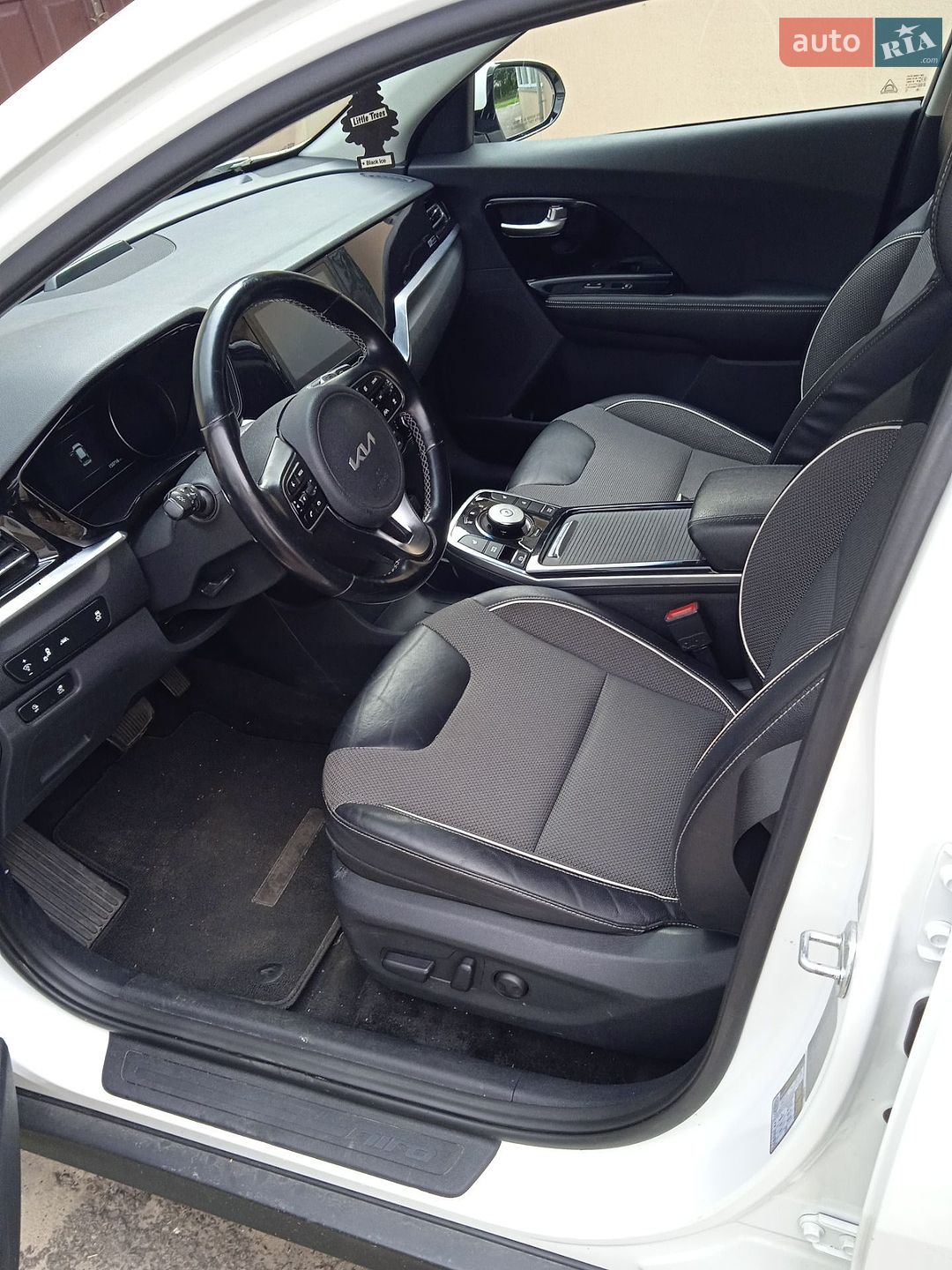 Kia Niro 2022 VIN KNDCC3LG0N5159867 фото оголошення 15 з 27