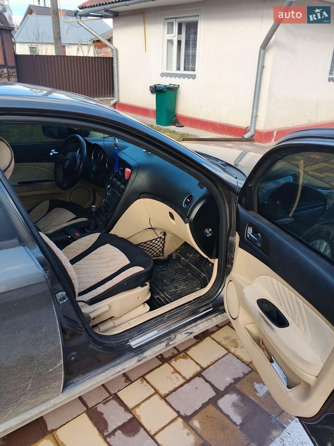 Alfa Romeo 159 2006 VIN ZAR93900007024862 фото оголошення 11 з 17