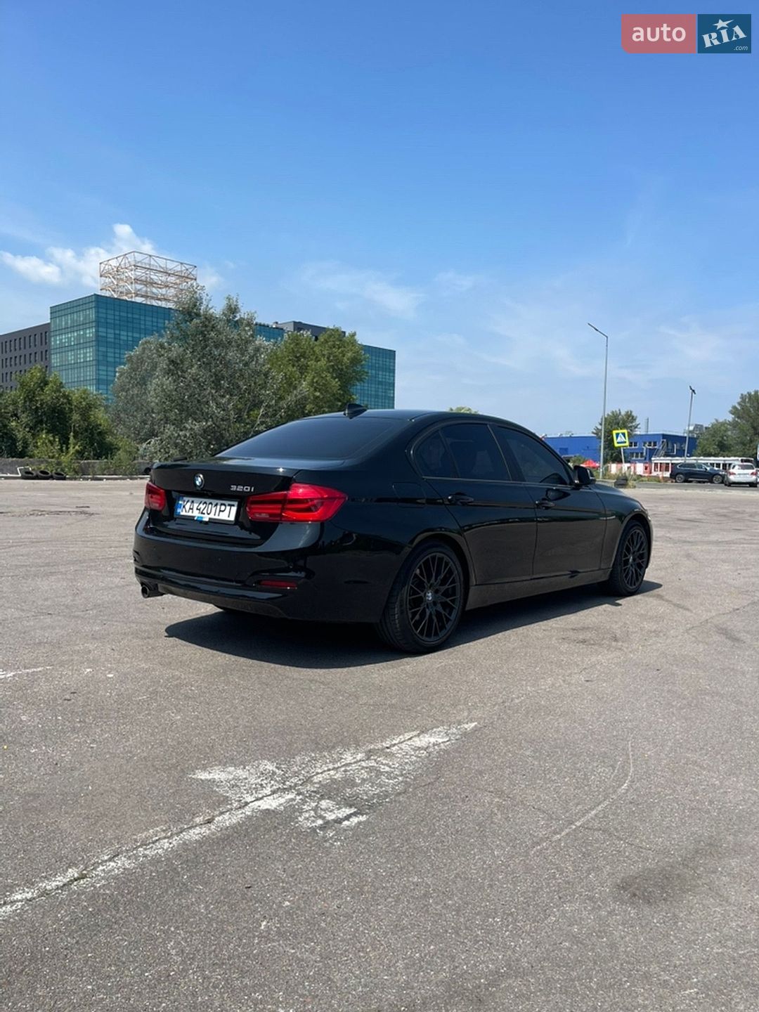 BMW 3 Series 2017 VIN WBA8E1G31HNU18394 фото оголошення 6 з 29