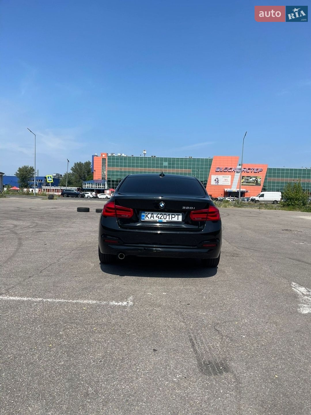 BMW 3 Series 2017 VIN WBA8E1G31HNU18394 фото оголошення 8 з 29