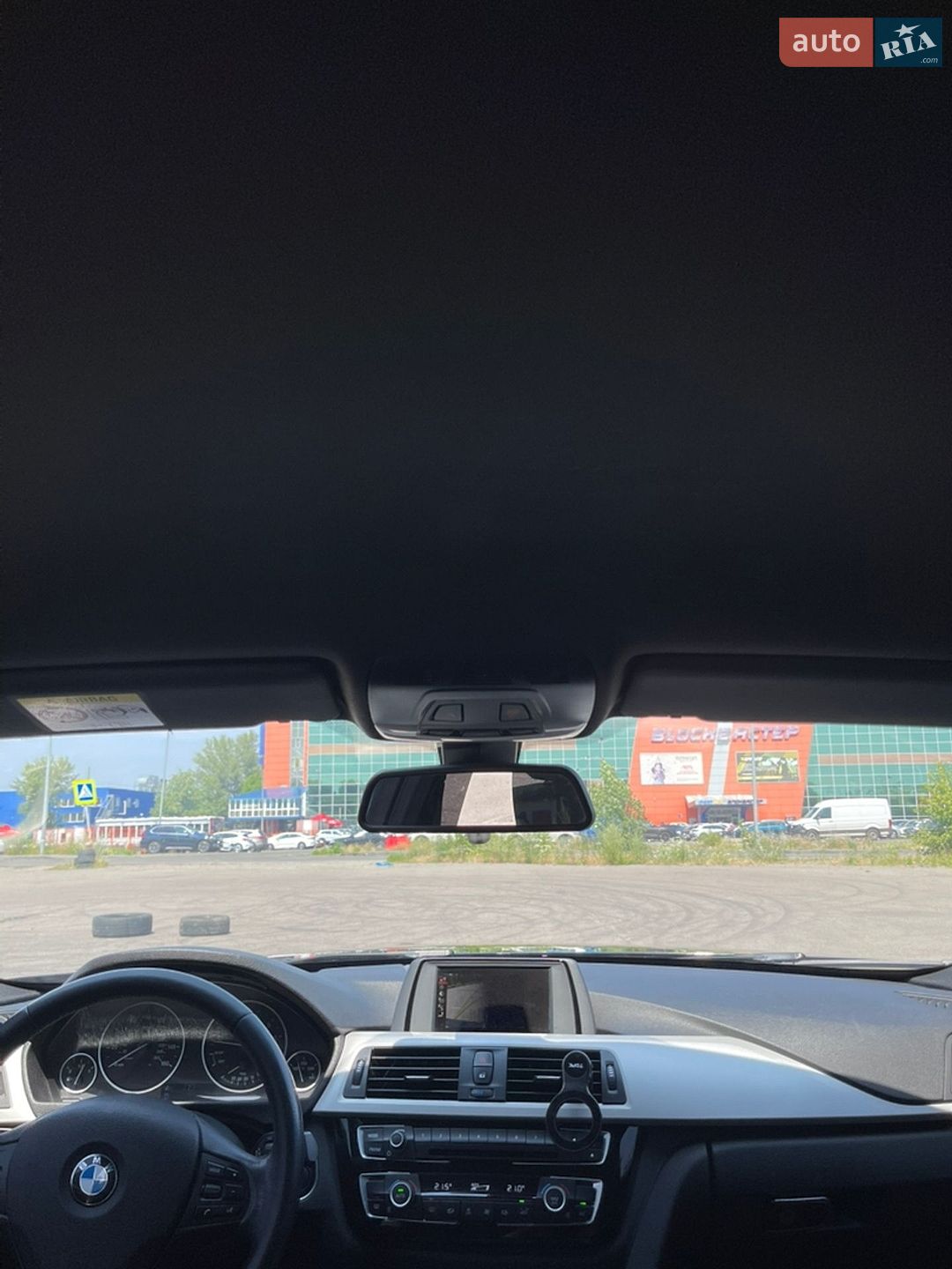 BMW 3 Series 2017 VIN WBA8E1G31HNU18394 фото оголошення 19 з 29