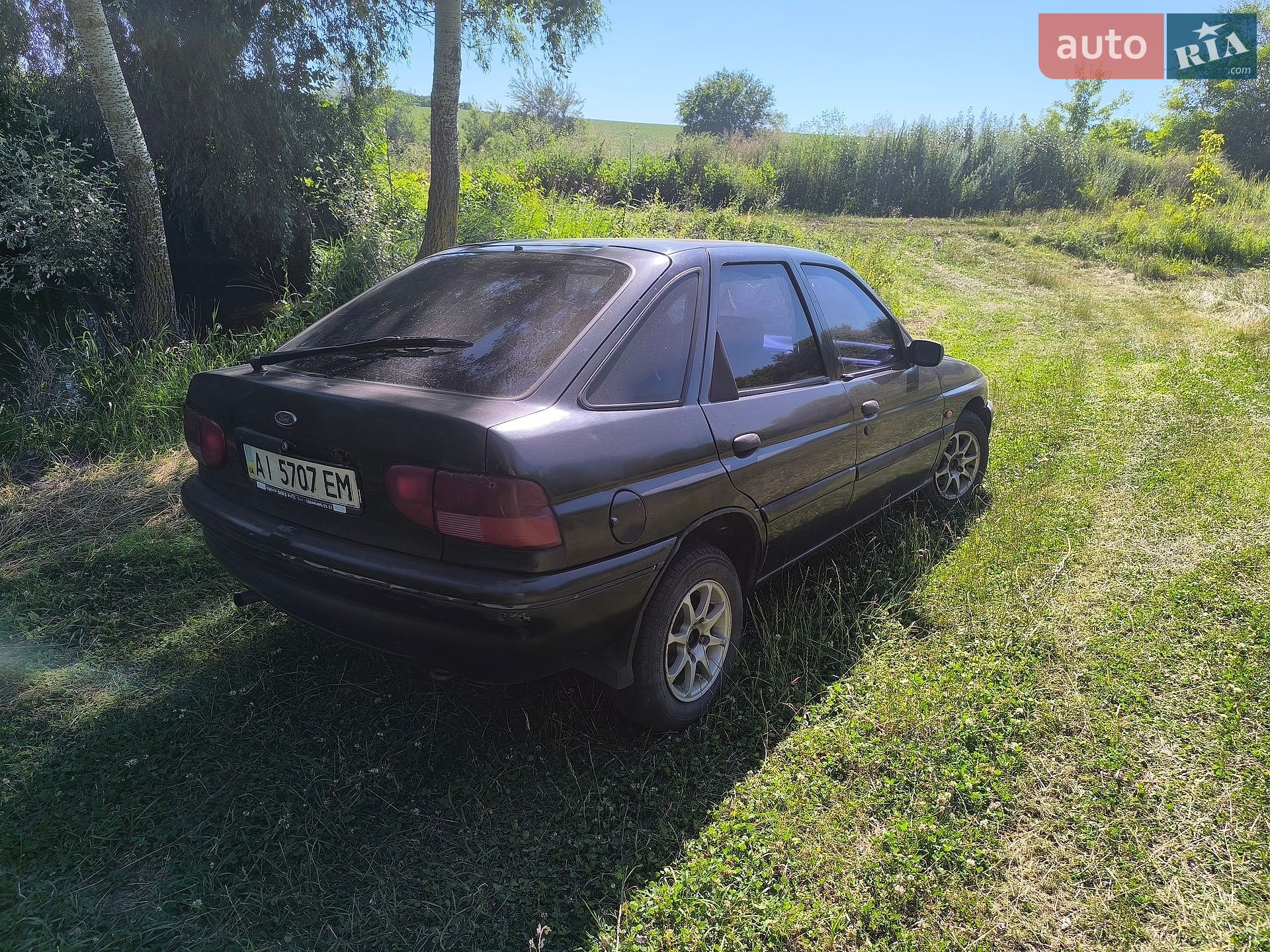 Ford Escort 1995 VIN WF0AXXGCAASE28267 фото оголошення 4 з 8