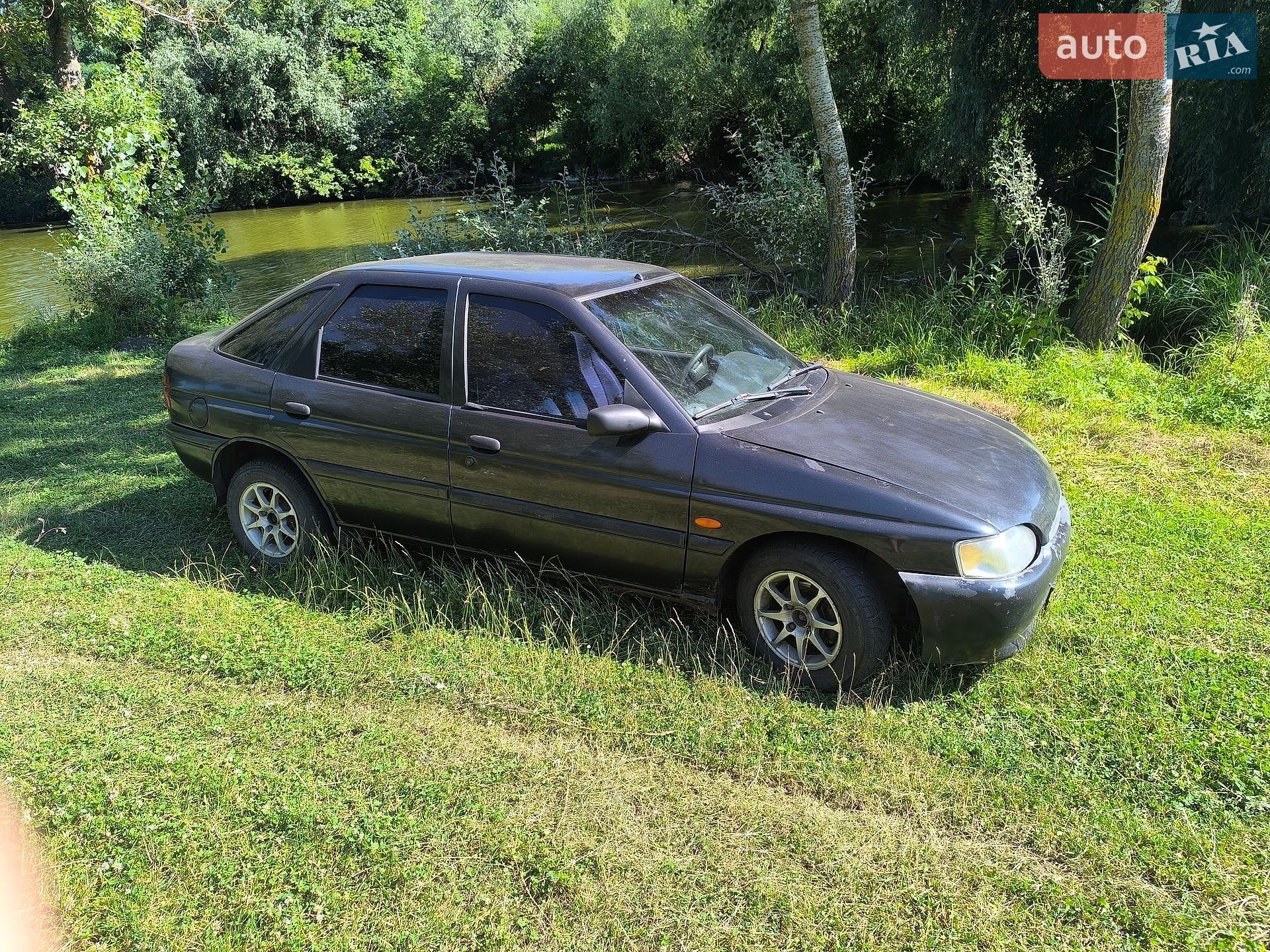 Ford Escort 1995 VIN WF0AXXGCAASE28267 фото оголошення 5 з 8