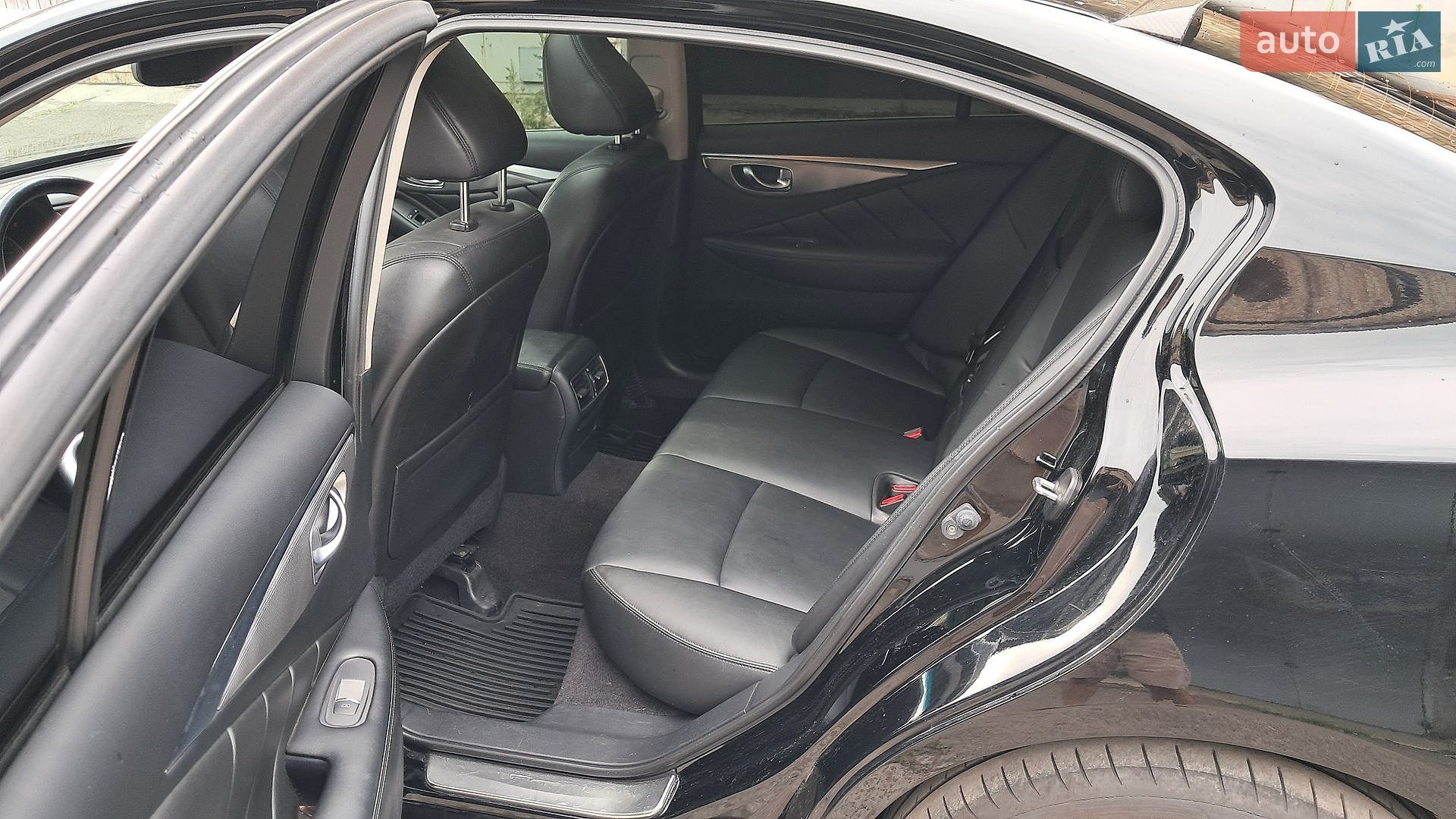 Infiniti Q50 2016 VIN JN1EV7ARXGM342168 фото оголошення 12 з 39