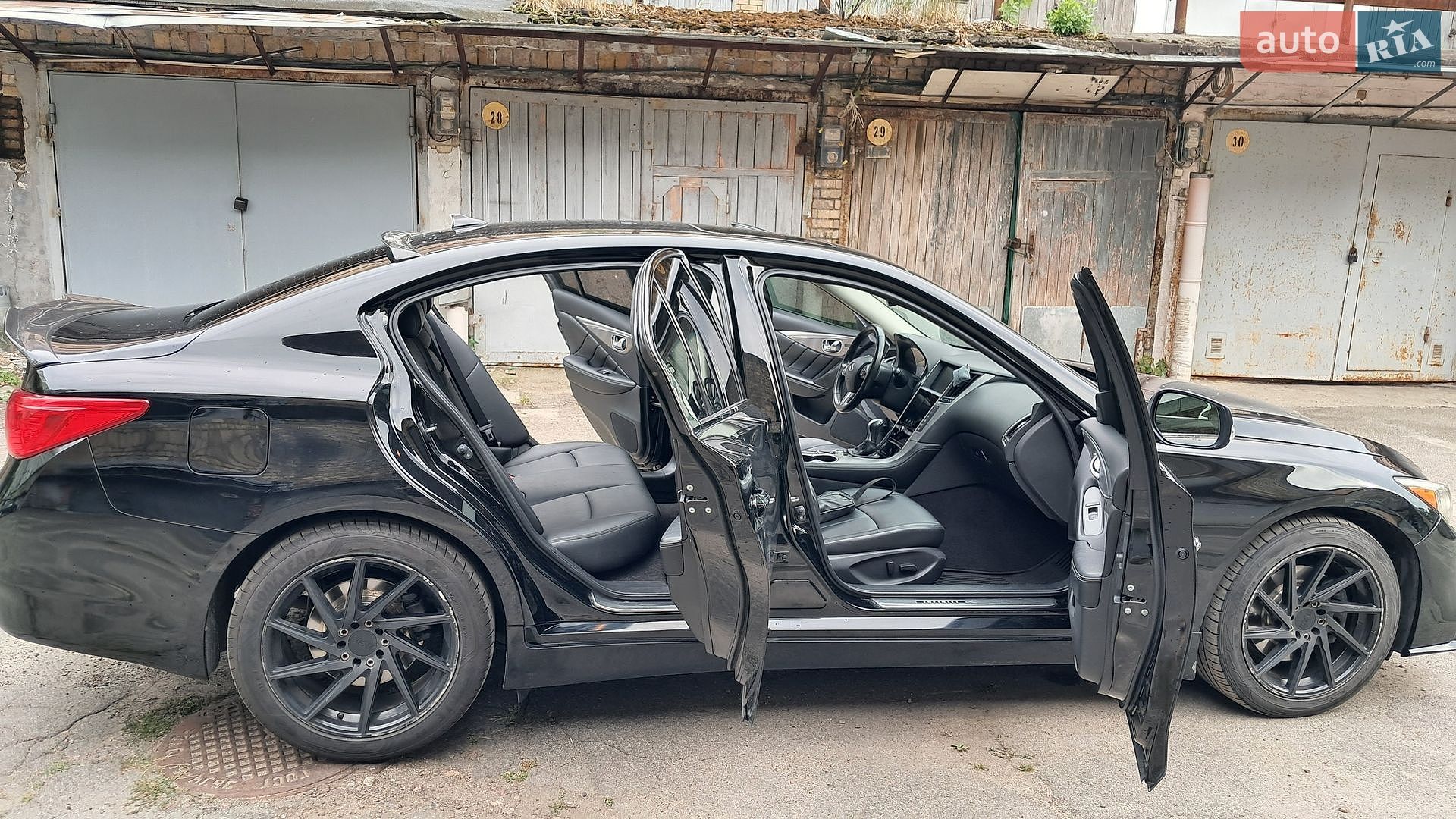 Infiniti Q50 2016 VIN JN1EV7ARXGM342168 фото оголошення 15 з 39