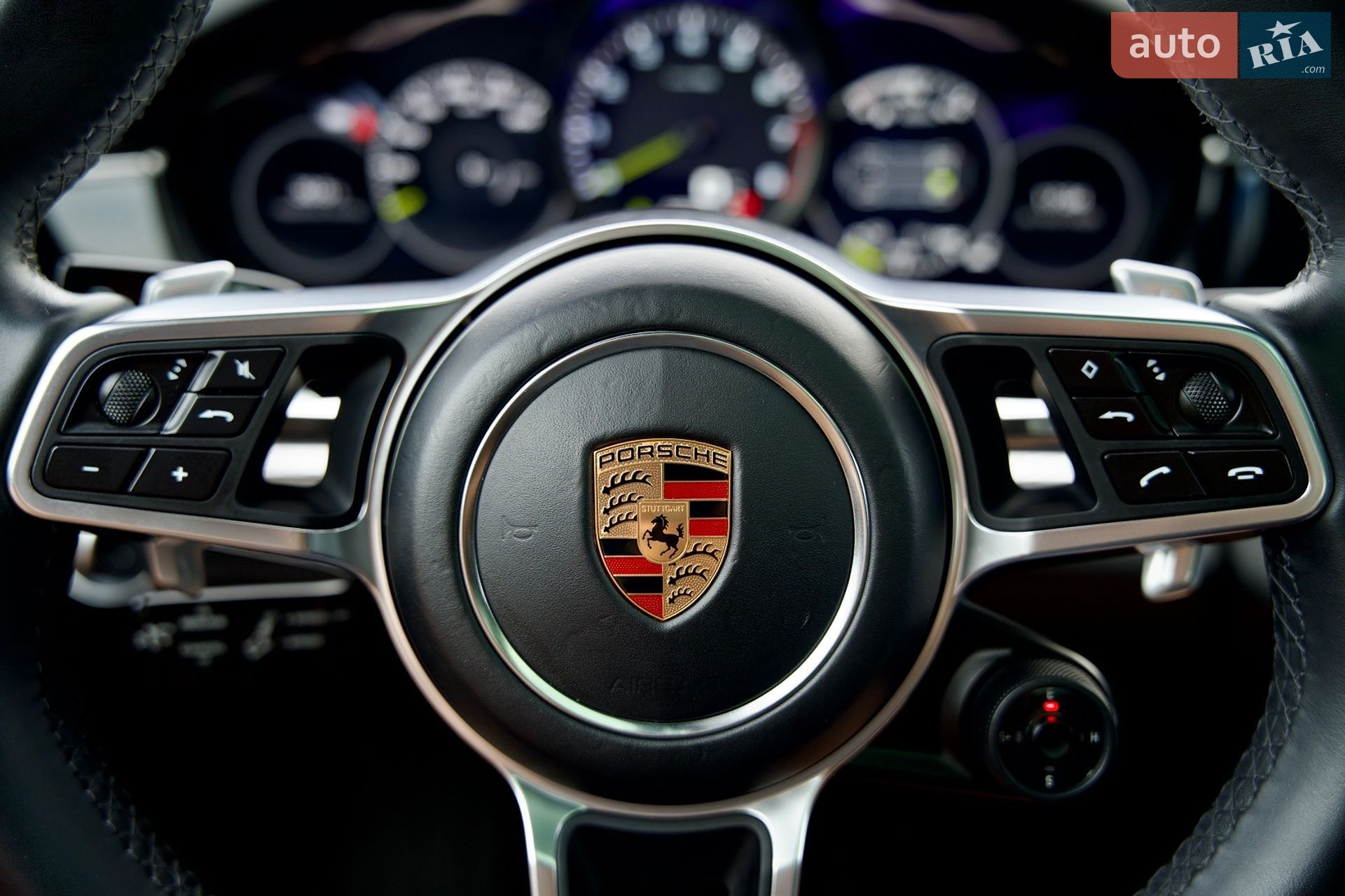 Porsche Panamera 2019 VIN WP0ZZZ97ZKL124329 фото оголошення 35 з 48