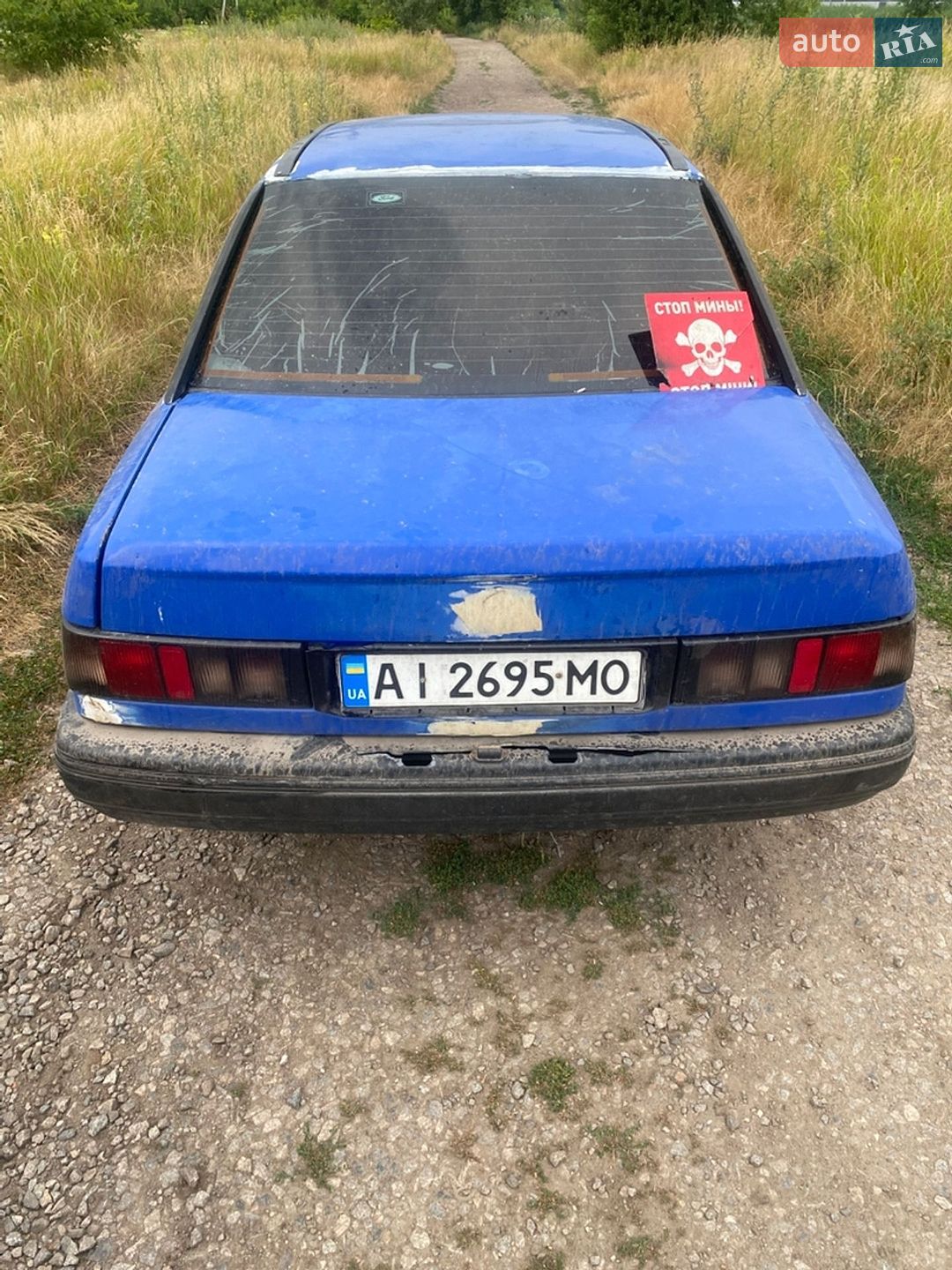 Ford Sierra 1990 VIN WF0FXXGBBFLR01307 фото оголошення 2 з 8