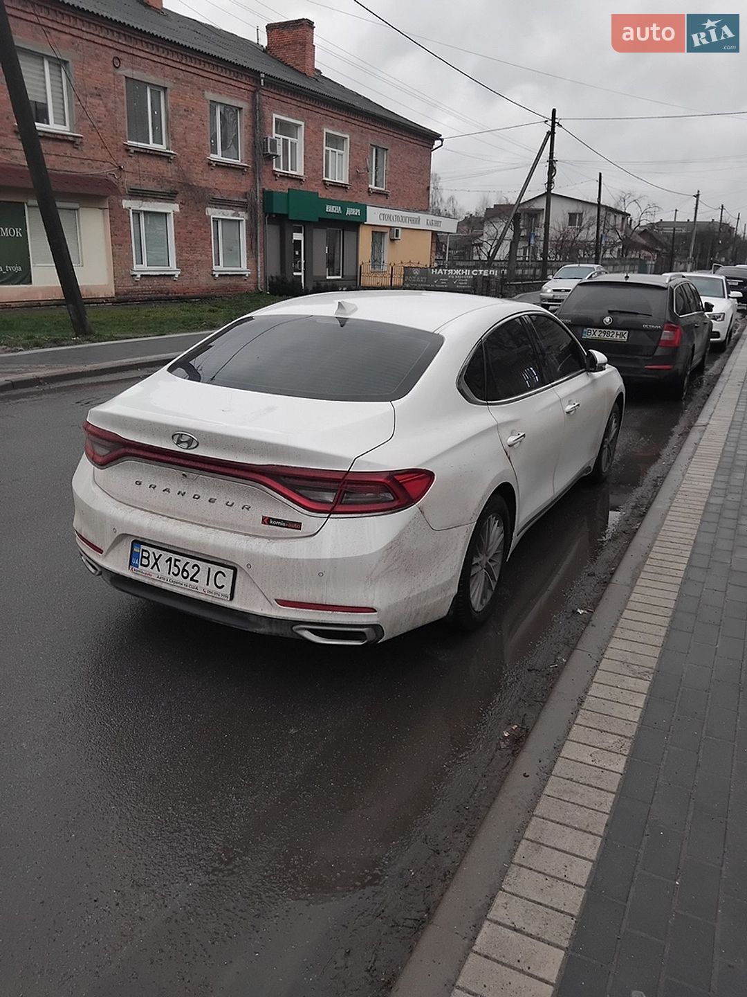 Hyundai Grandeur 2017 VIN KMHF341NBHA026504 фото оголошення 5 з 12