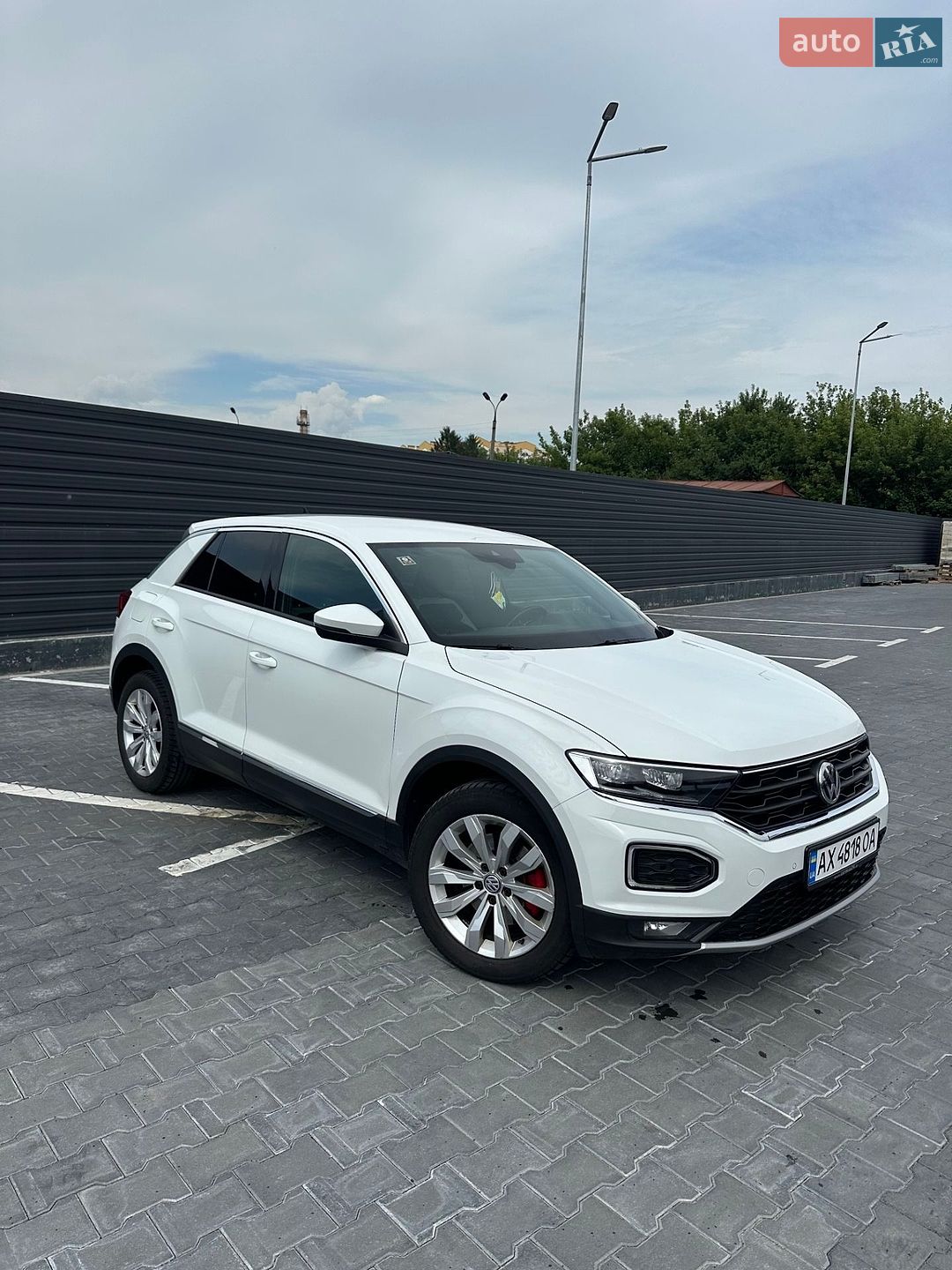 Volkswagen T-Roc 2019 VIN WVGZZZA1ZKV502308 фото оголошення 10 з 12