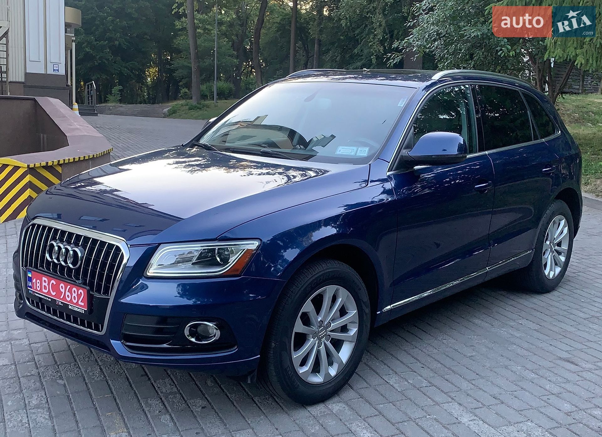 Audi Q5 2014 VIN WA1LFAFP7EA112957 фото оголошення 2 з 9