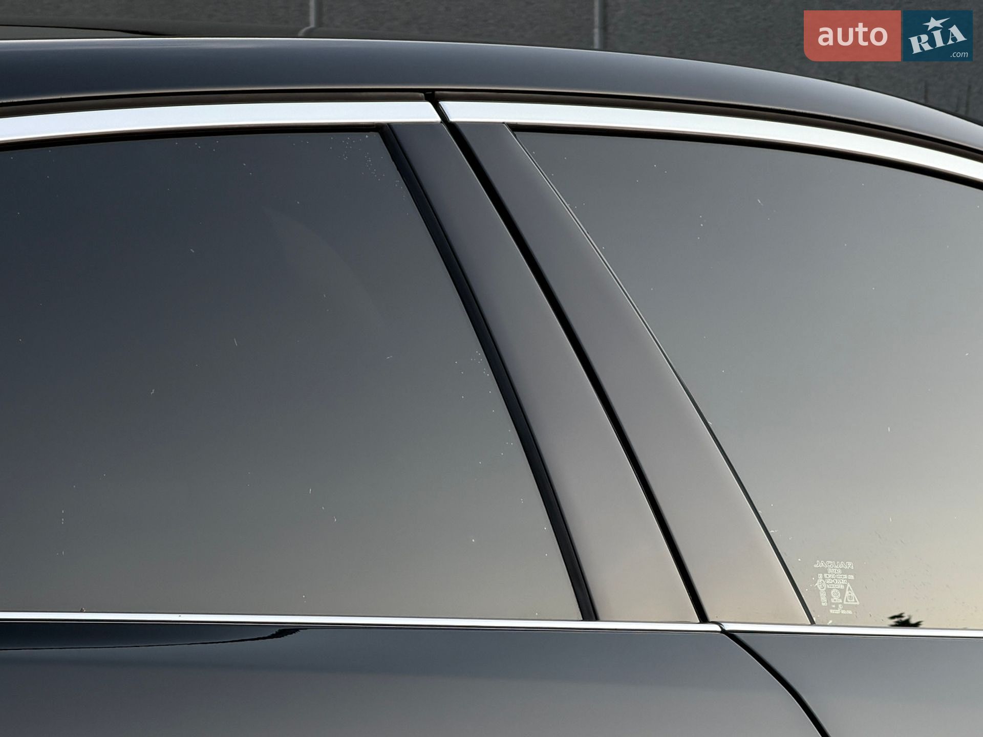Jaguar I-Pace 2018 VIN SADHA2B15K1F63423 фото оголошення 20 з 103