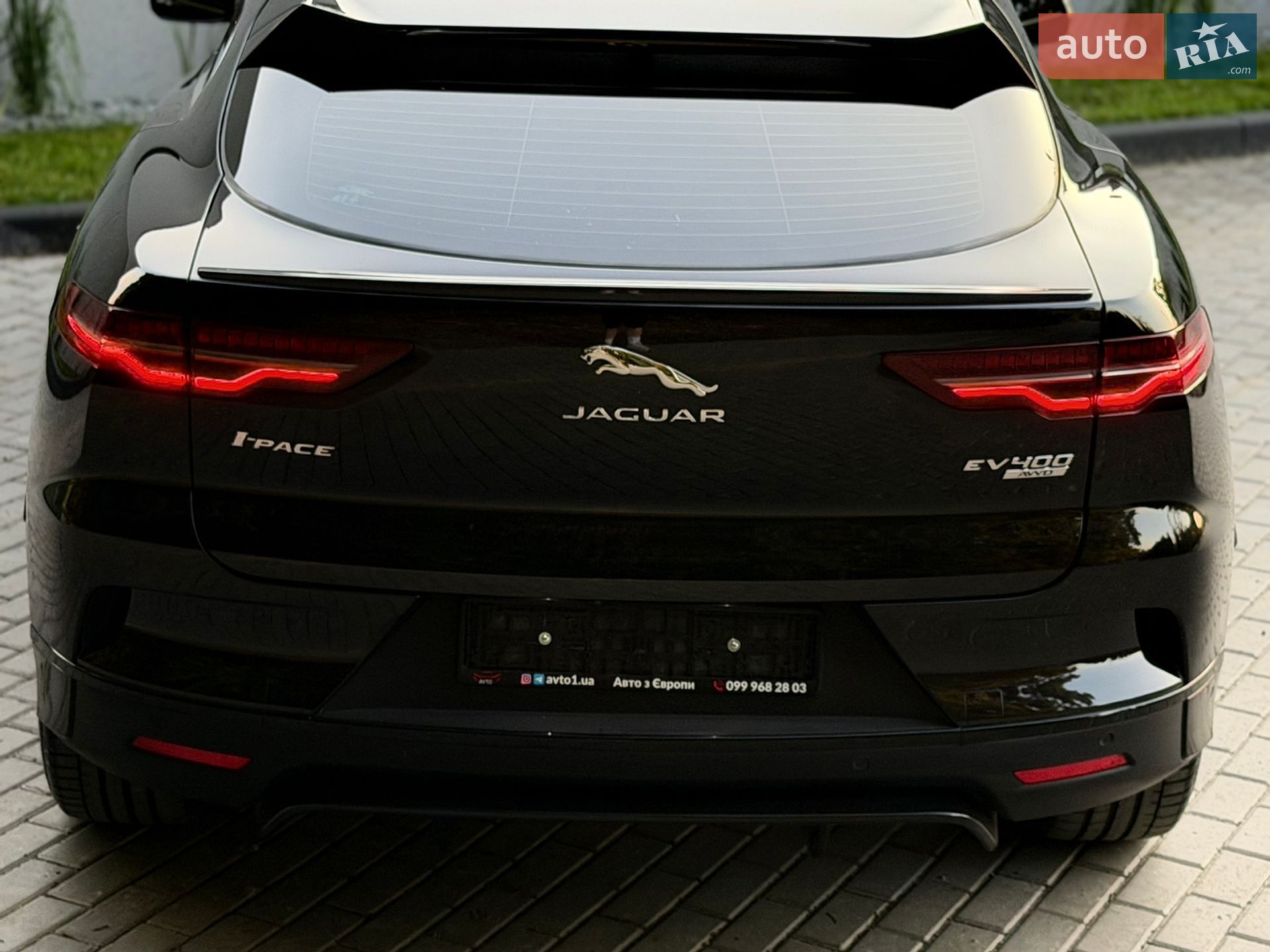 Jaguar I-Pace 2018 VIN SADHA2B15K1F63423 фото оголошення 29 з 103