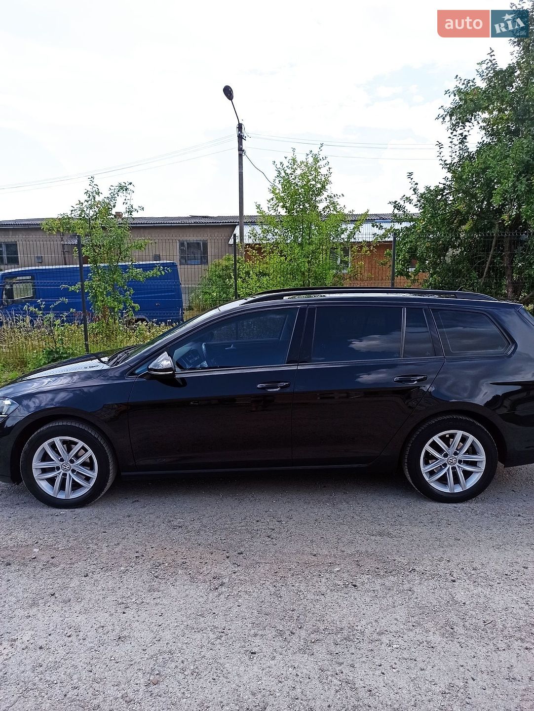 Volkswagen Golf 2017 VIN WVWZZZAUZHP765919 фото оголошення 4 з 24