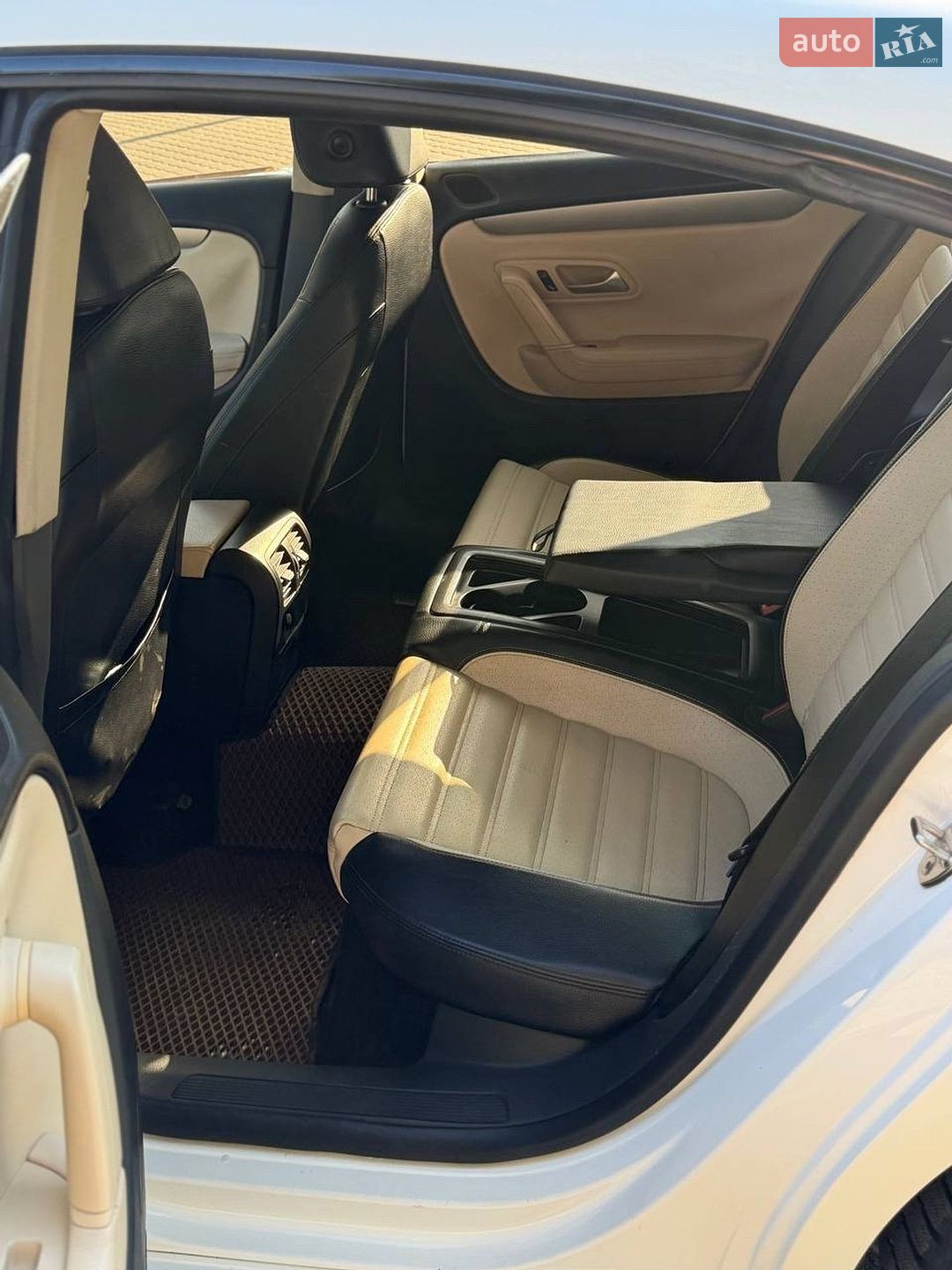 Volkswagen CC / Passat CC 2010 VIN WVWMN7AN6AE558283 фото оголошення 10 з 14