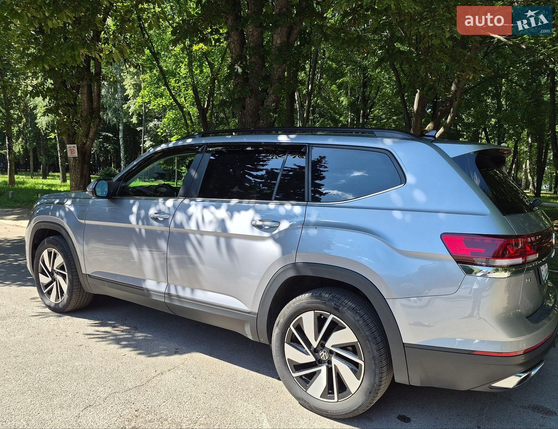 Volkswagen Atlas 2024 VIN 1V2HR2CA9RC620848 фото оголошення 8 з 41