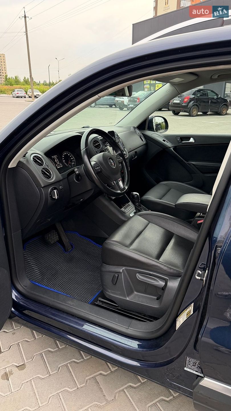 Volkswagen Tiguan 2012 VIN WVGBV3AX4DW567463 фото оголошення 6 з 17