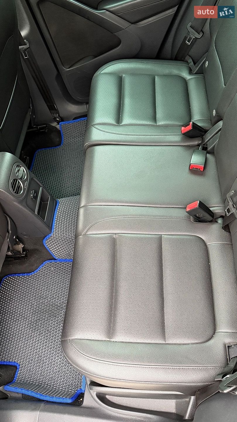 Volkswagen Tiguan 2012 VIN WVGBV3AX4DW567463 фото оголошення 13 з 17