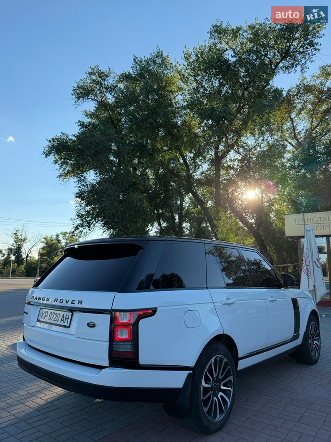 Land Rover Range Rover 2015 VIN SALGA2KFXGA256846 фото оголошення 20 з 24