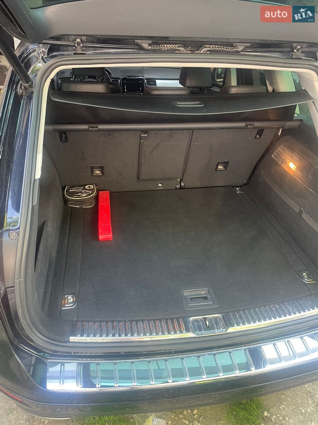 Volkswagen Touareg 2013 VIN WVGEF9BPXDD010452 фото оголошення 18 з 24