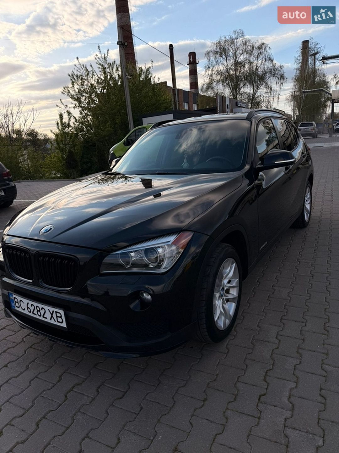 BMW X1 2014 VIN WBAVL1C53FVY32306 фото оголошення 4 з 16