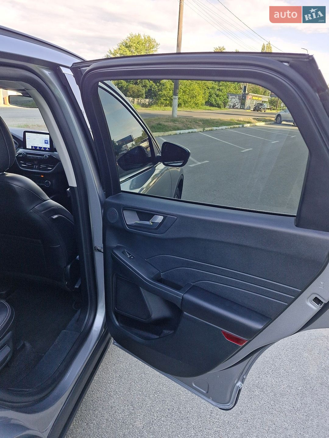 Ford Escape 2021 VIN 1FMCU0DZ5MUB18081 фото оголошення 26 з 33