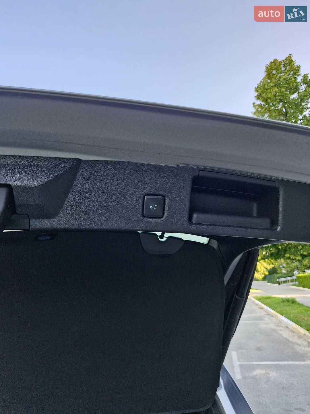 Ford Escape 2021 VIN 1FMCU0DZ5MUB18081 фото оголошення 32 з 33