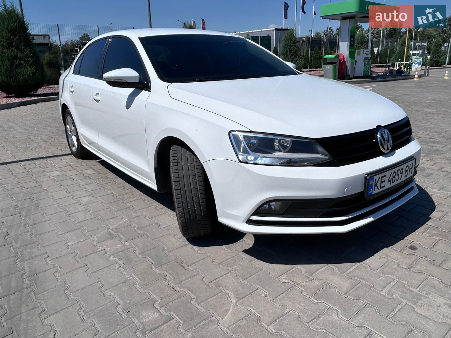 Volkswagen Jetta 2016 VIN WVWZZZ16ZGM016400 фото оголошення 2 з 7