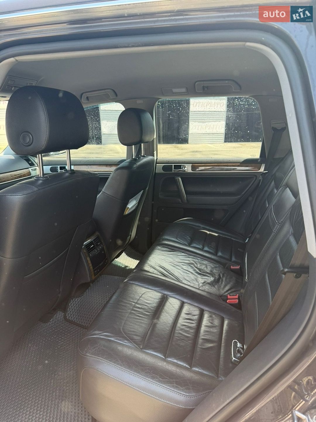 Volkswagen Touareg 2008 VIN WVGZZZ7LZ8Z001182 фото оголошення 8 з 9